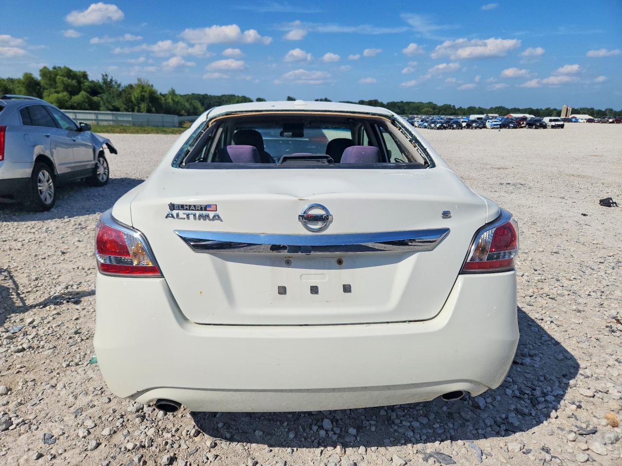 2015 Nissan Altima 2.5 S Белый vin: 1N4AL3AP1FC413230