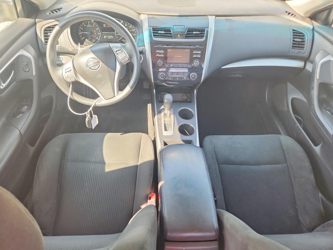 2015 Nissan Altima 2.5 S Белый vin: 1N4AL3AP1FC413230