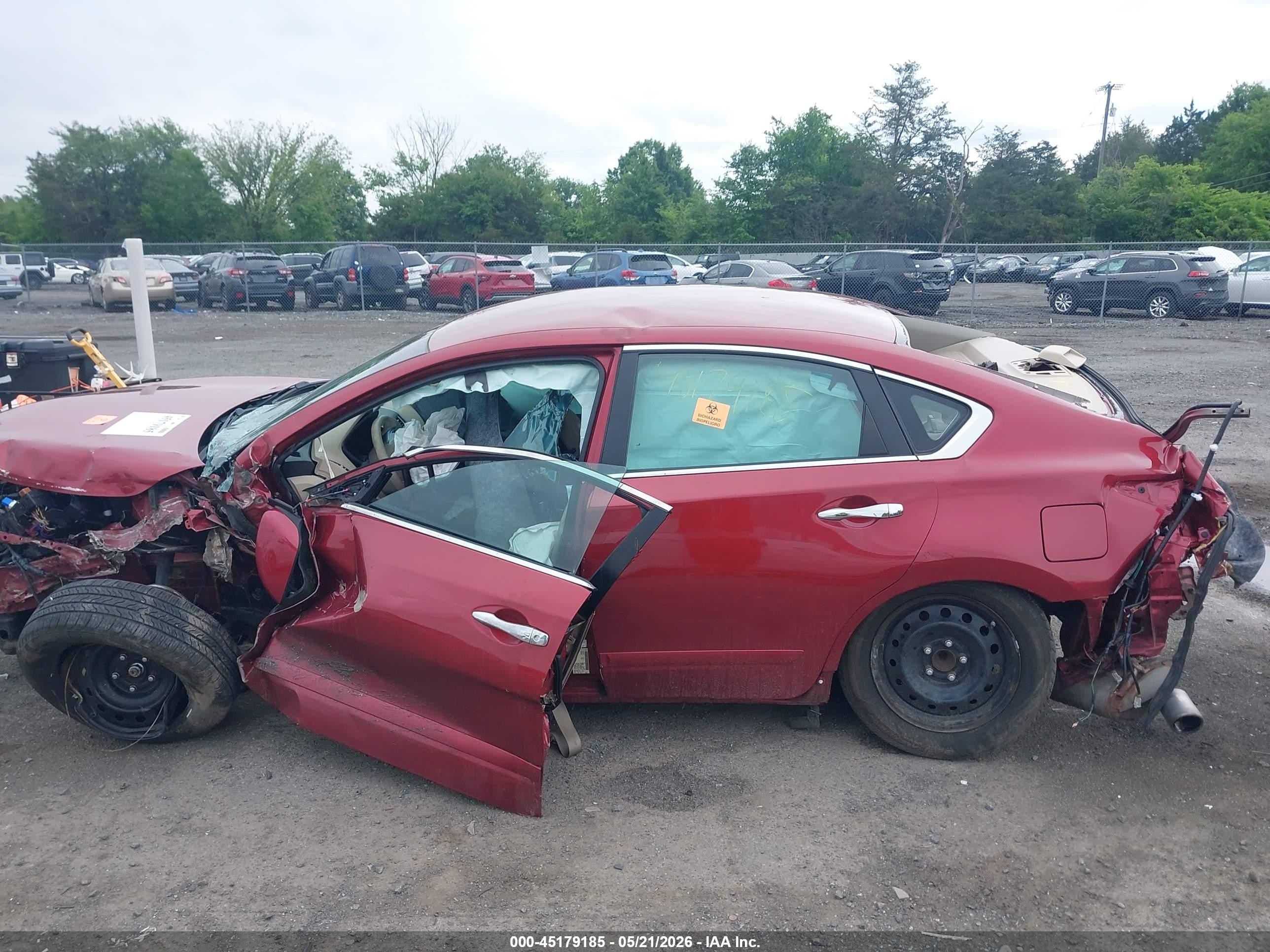 2015 Nissan Altima 2.5 S Красный vin: 1N4AL3AP1FC416516