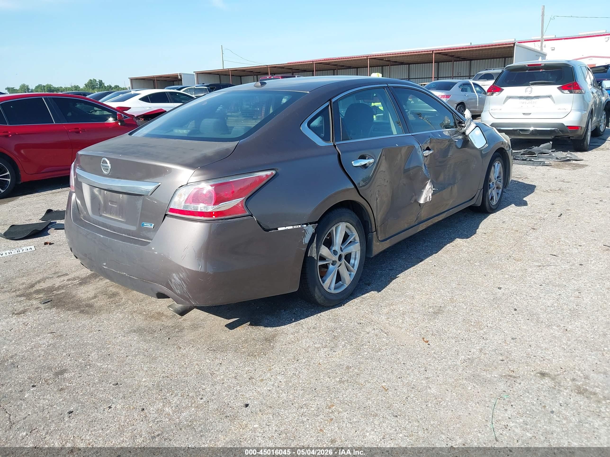 2015 Nissan Altima 2.5 Sv Brown vin: 1N4AL3AP1FC424731