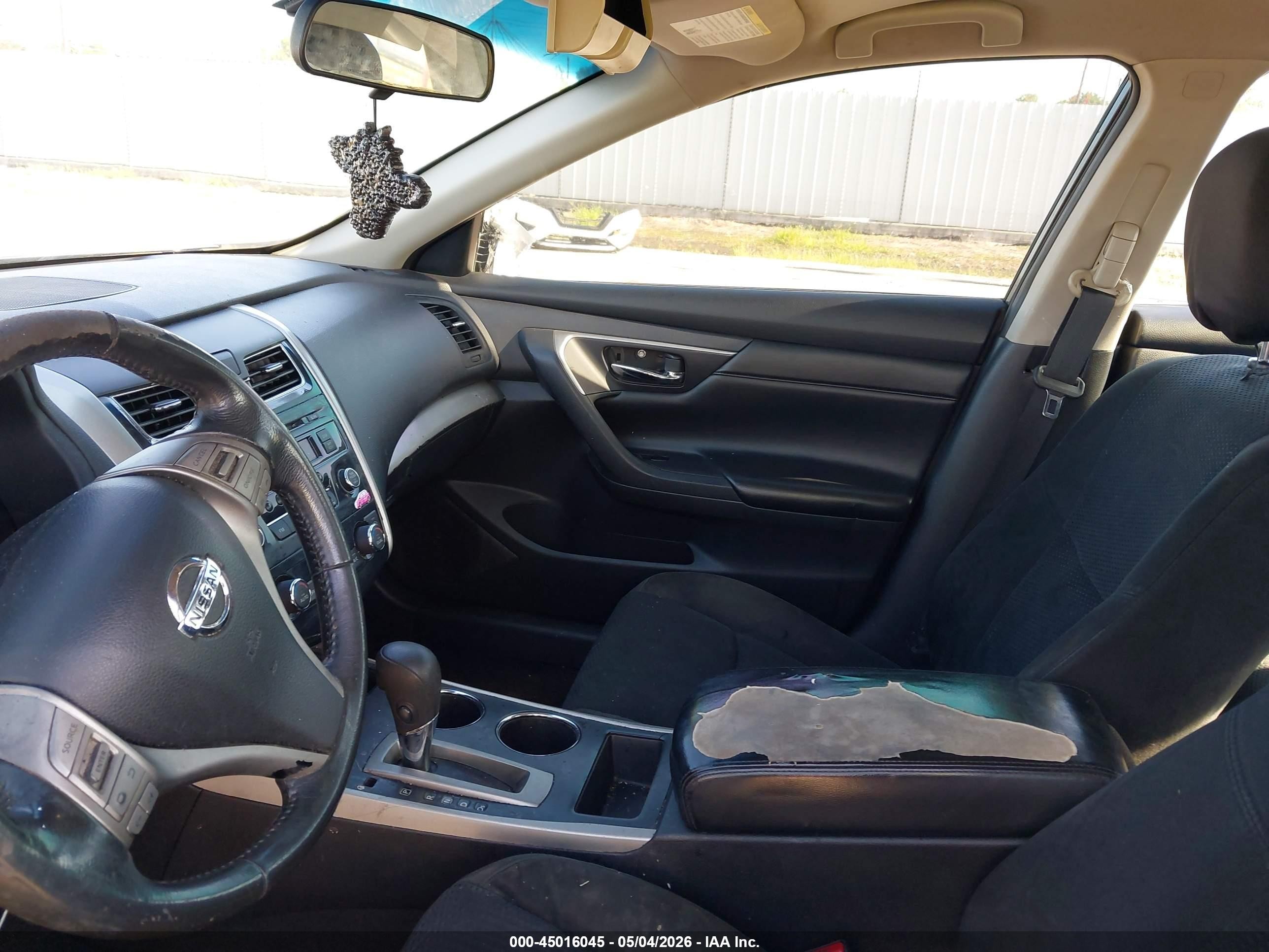 2015 Nissan Altima 2.5 Sv Brown vin: 1N4AL3AP1FC424731