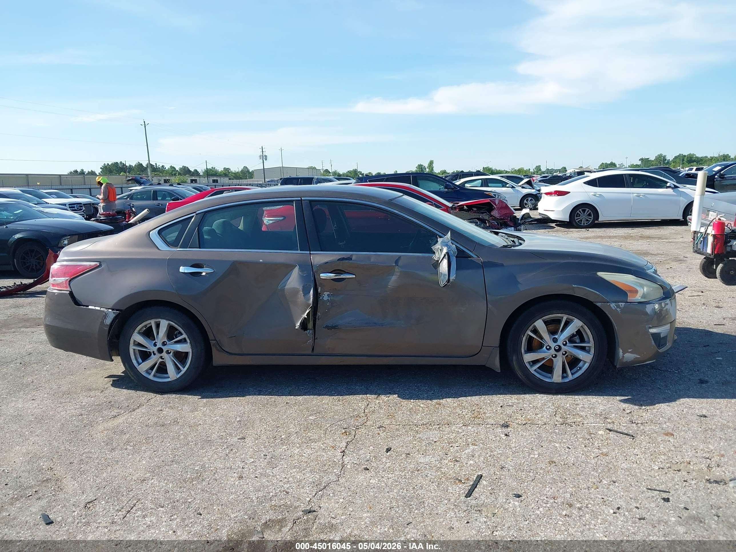 2015 Nissan Altima 2.5 Sv Brown vin: 1N4AL3AP1FC424731