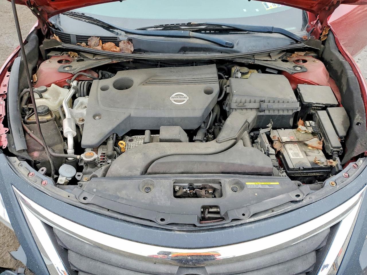 2015 Nissan Altima 2.5 Red vin: 1N4AL3AP1FC427113