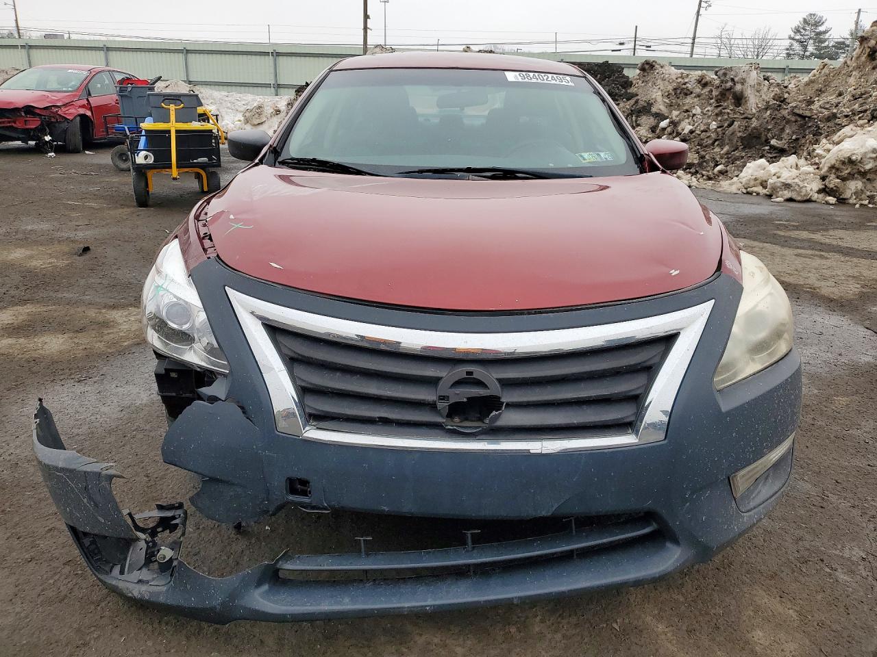 2015 Nissan Altima 2.5 Red vin: 1N4AL3AP1FC427113