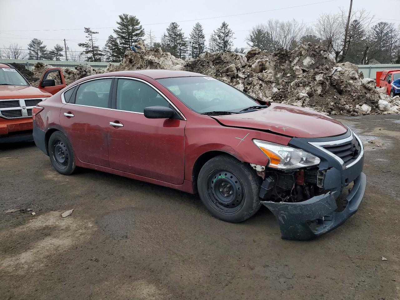 2015 Nissan Altima 2.5 Red vin: 1N4AL3AP1FC427113