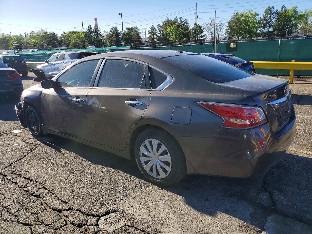 2015 Nissan Altima 2.5 S Brown vin: 1N4AL3AP1FC441819