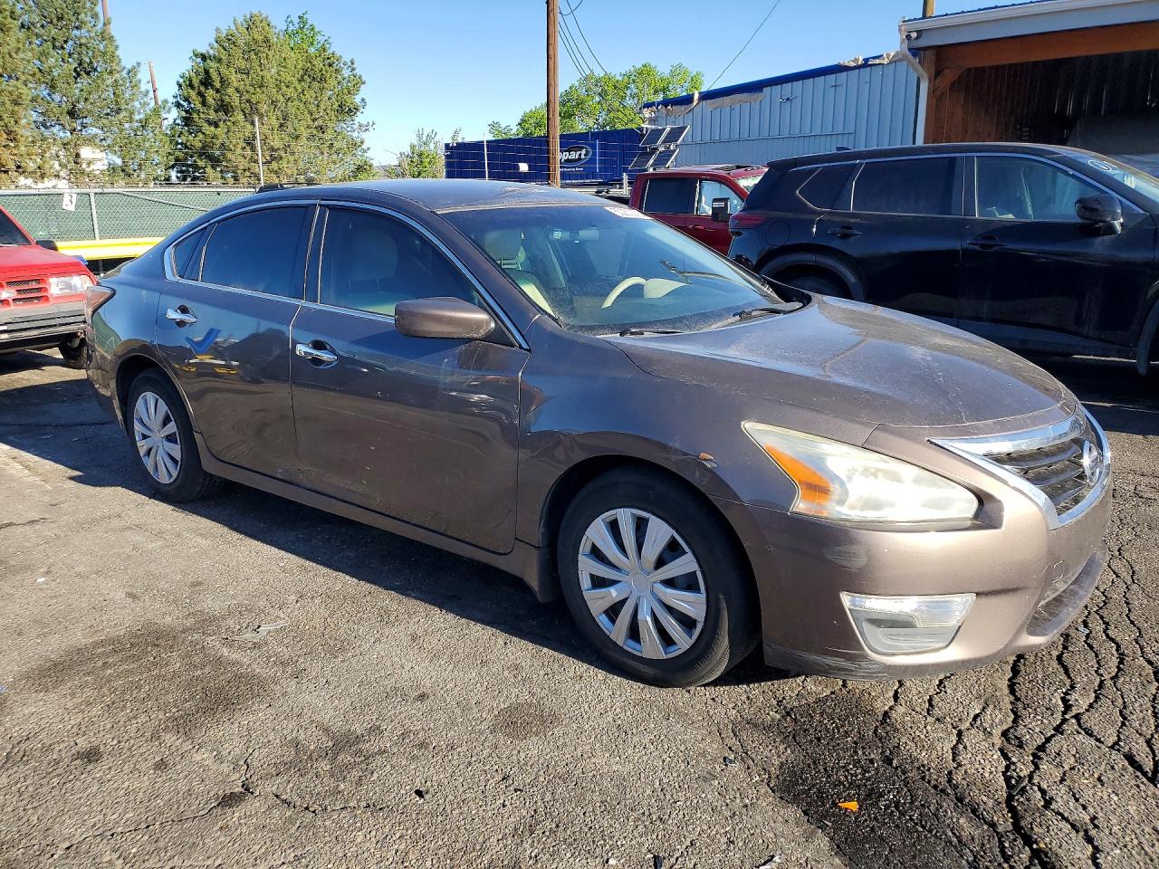 2015 Nissan Altima 2.5 S Brown vin: 1N4AL3AP1FC441819
