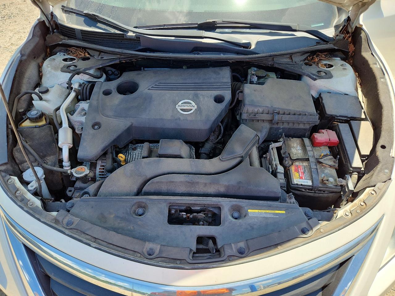 2015 Nissan Altima 2.5 S White vin: 1N4AL3AP1FC443022