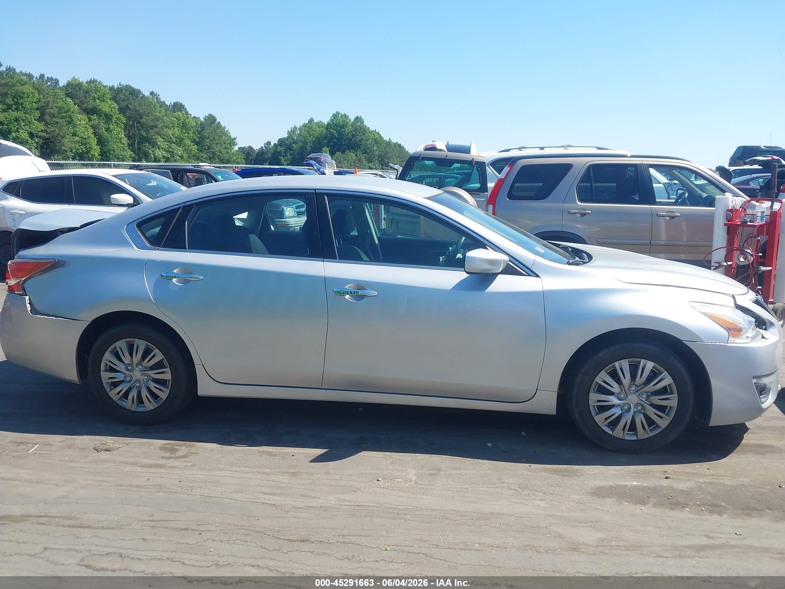 2015 Nissan Altima 2.5/2.5 S/2.5 Sl/2.5 Sv Silver vin: 1N4AL3AP1FC443635