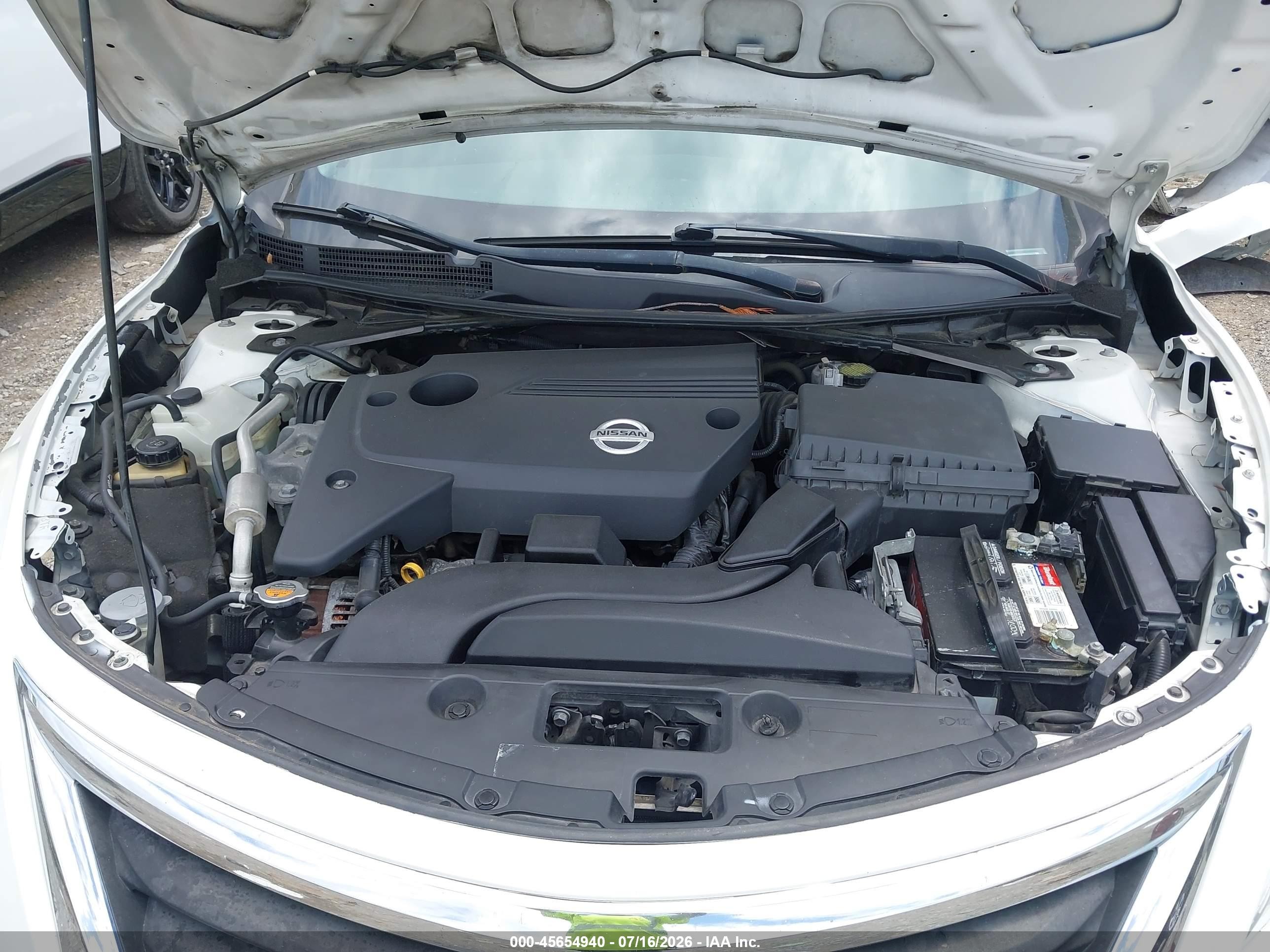 2015 Nissan Altima 2.5 S White vin: 1N4AL3AP1FC448804