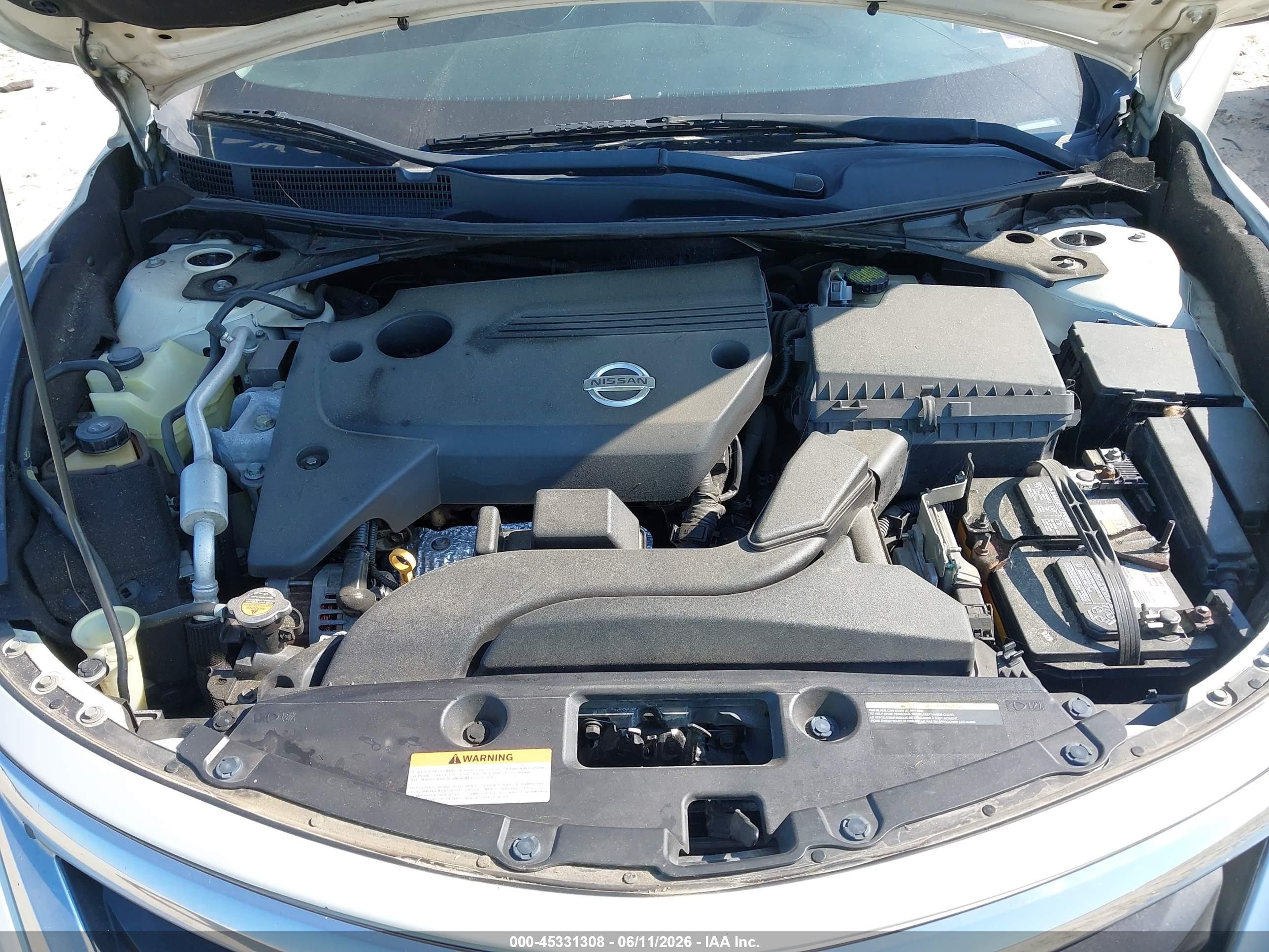 2015 Nissan Altima 2.5 S White vin: 1N4AL3AP1FC451251