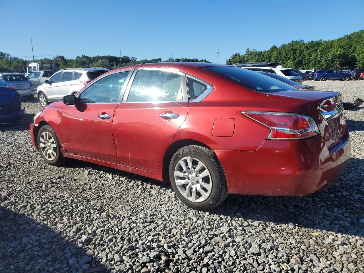2015 Nissan Altima 2.5 S Red vin: 1N4AL3AP1FC452268