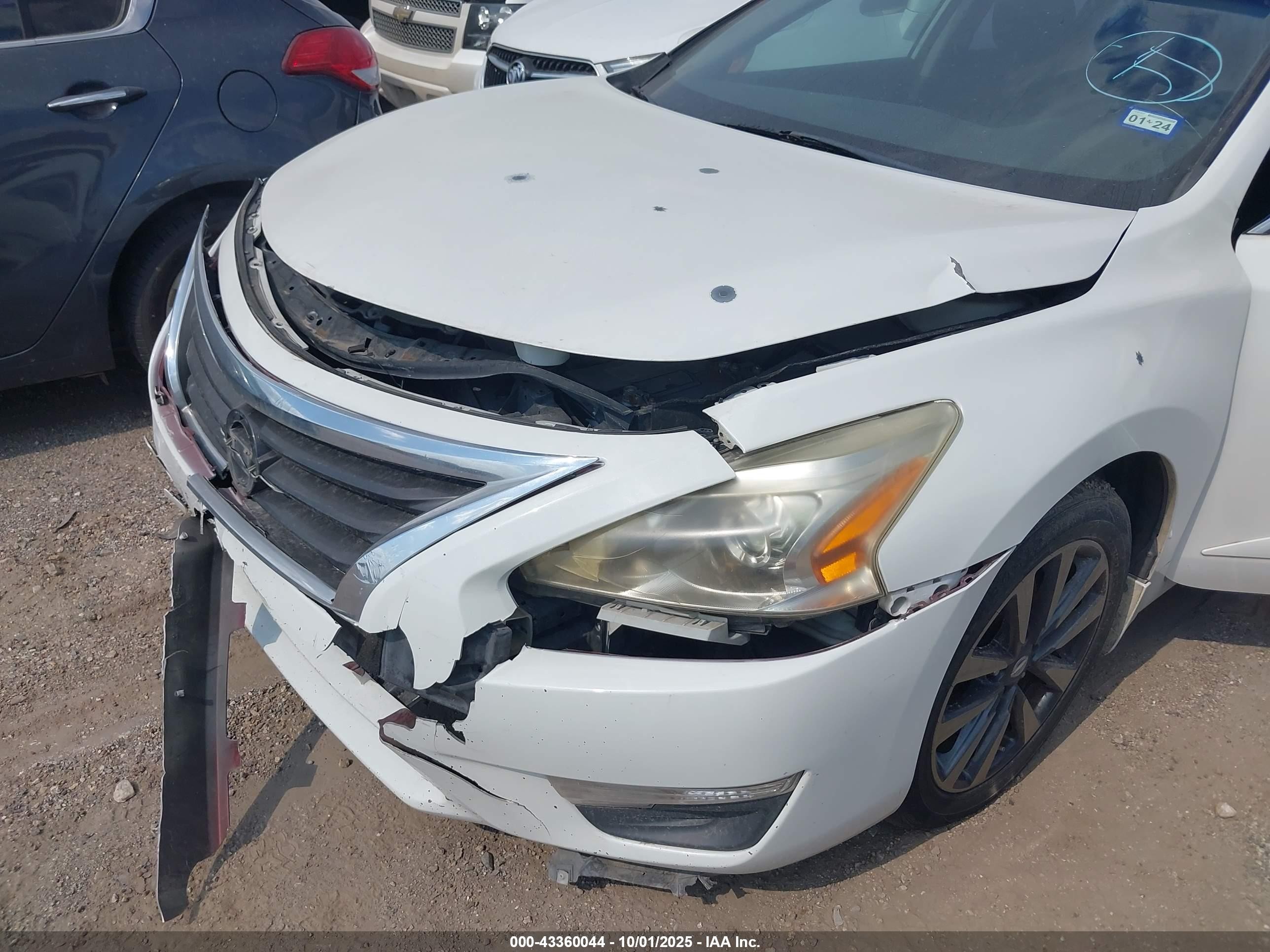 2015 Nissan Altima 2.5 S White vin: 1N4AL3AP1FC454764