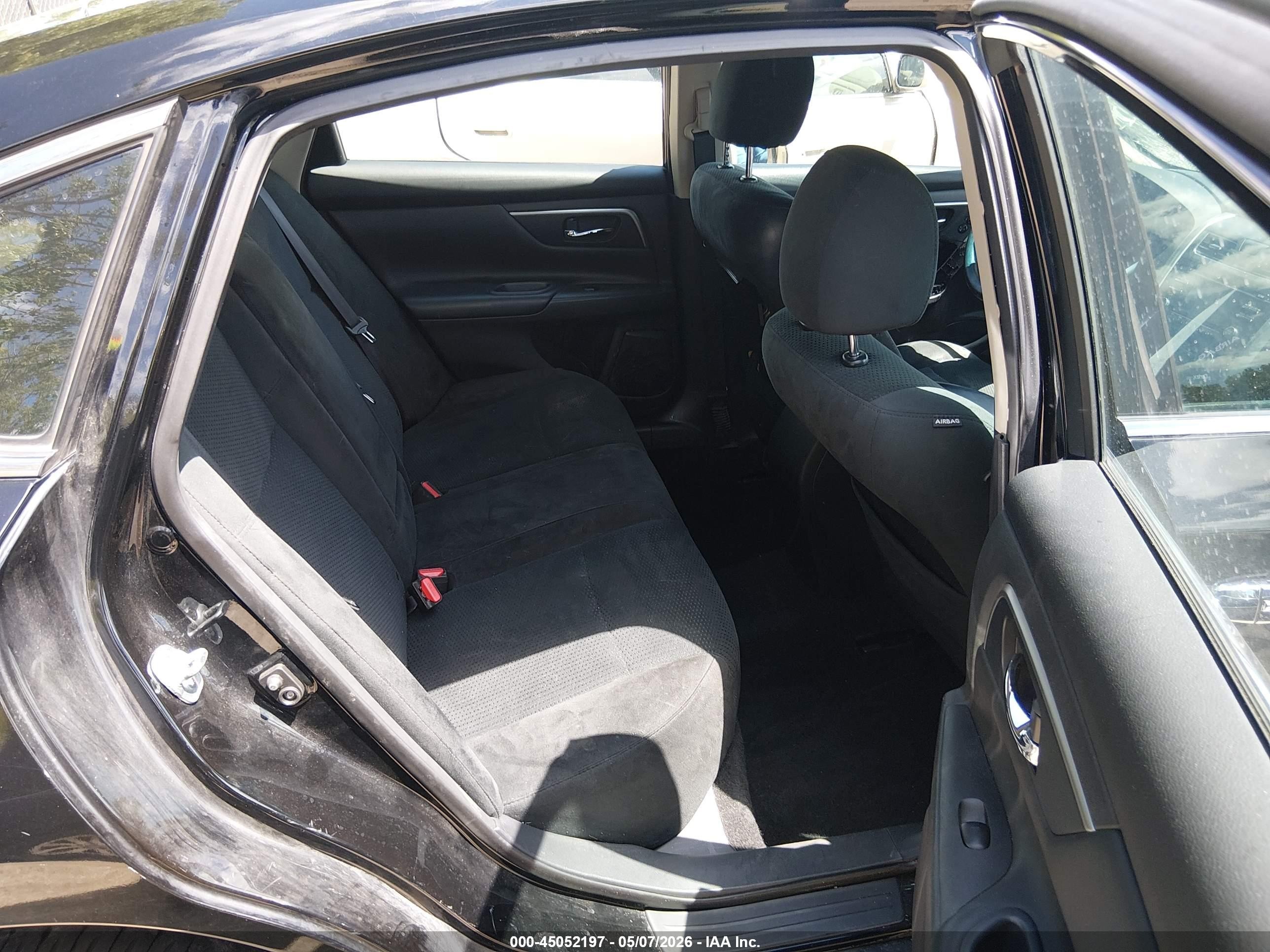 2015 Nissan Altima 2.5 S Черный vin: 1N4AL3AP1FC460029