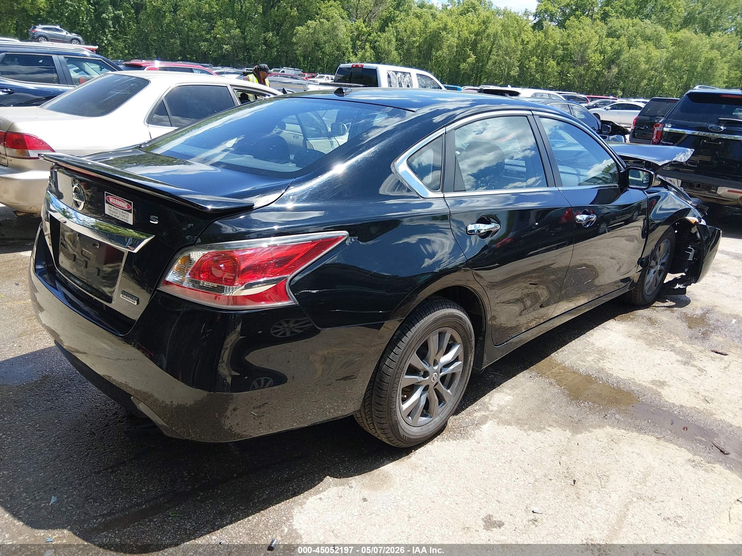 2015 Nissan Altima 2.5 S Черный vin: 1N4AL3AP1FC460029