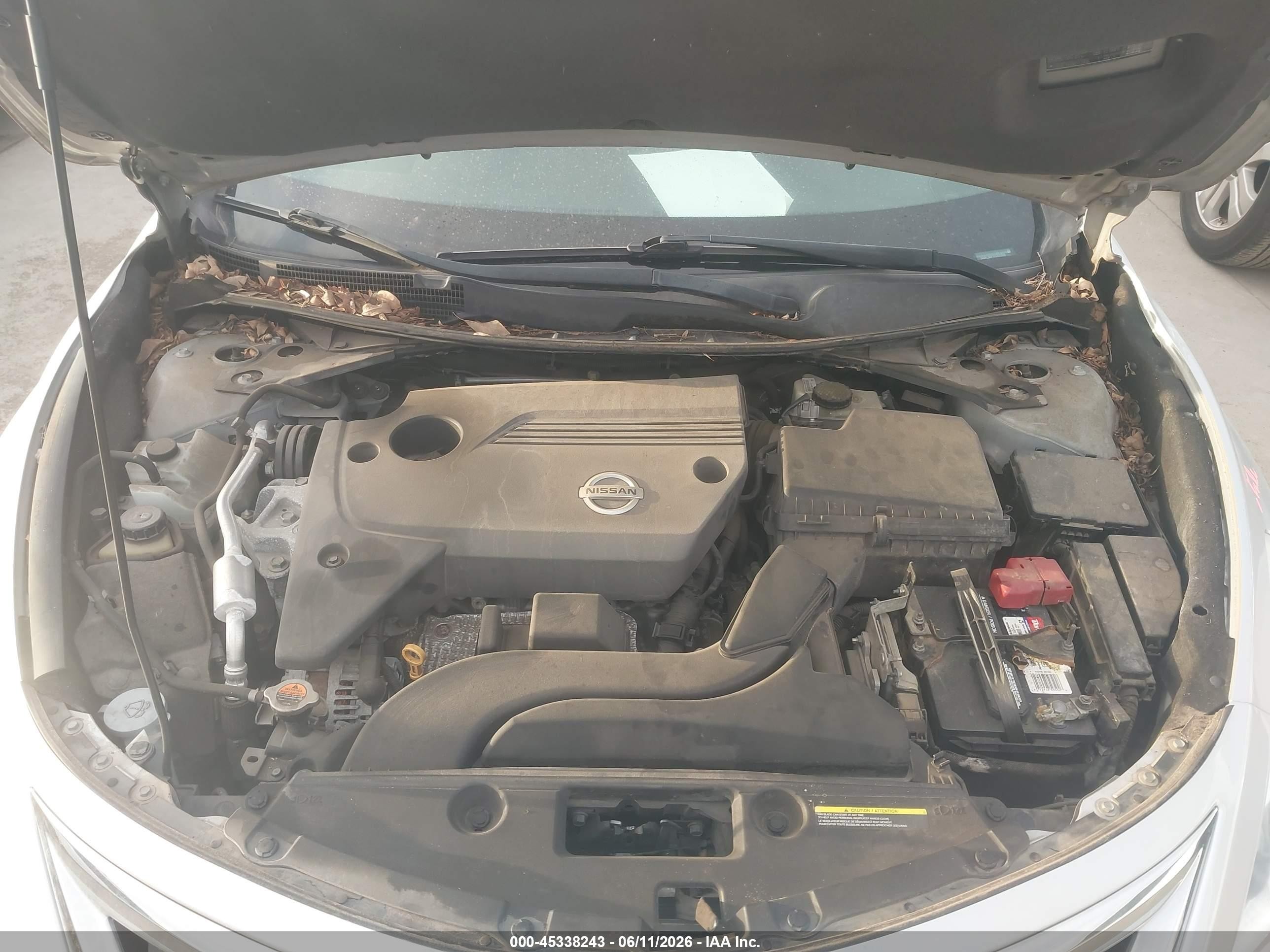 2015 Nissan Altima 2.5 Sv Silver vin: 1N4AL3AP1FC473508