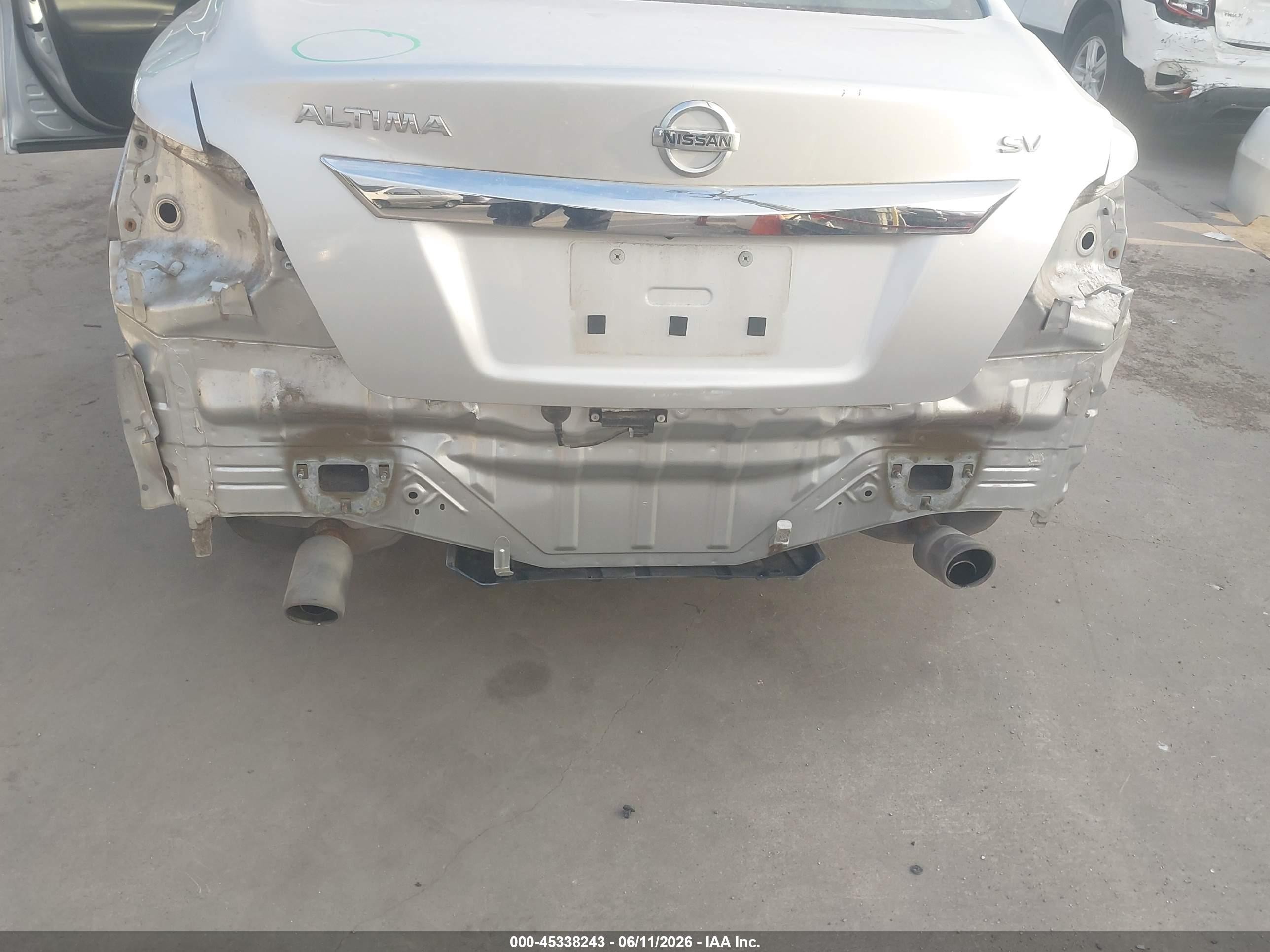 2015 Nissan Altima 2.5 Sv Silver vin: 1N4AL3AP1FC473508