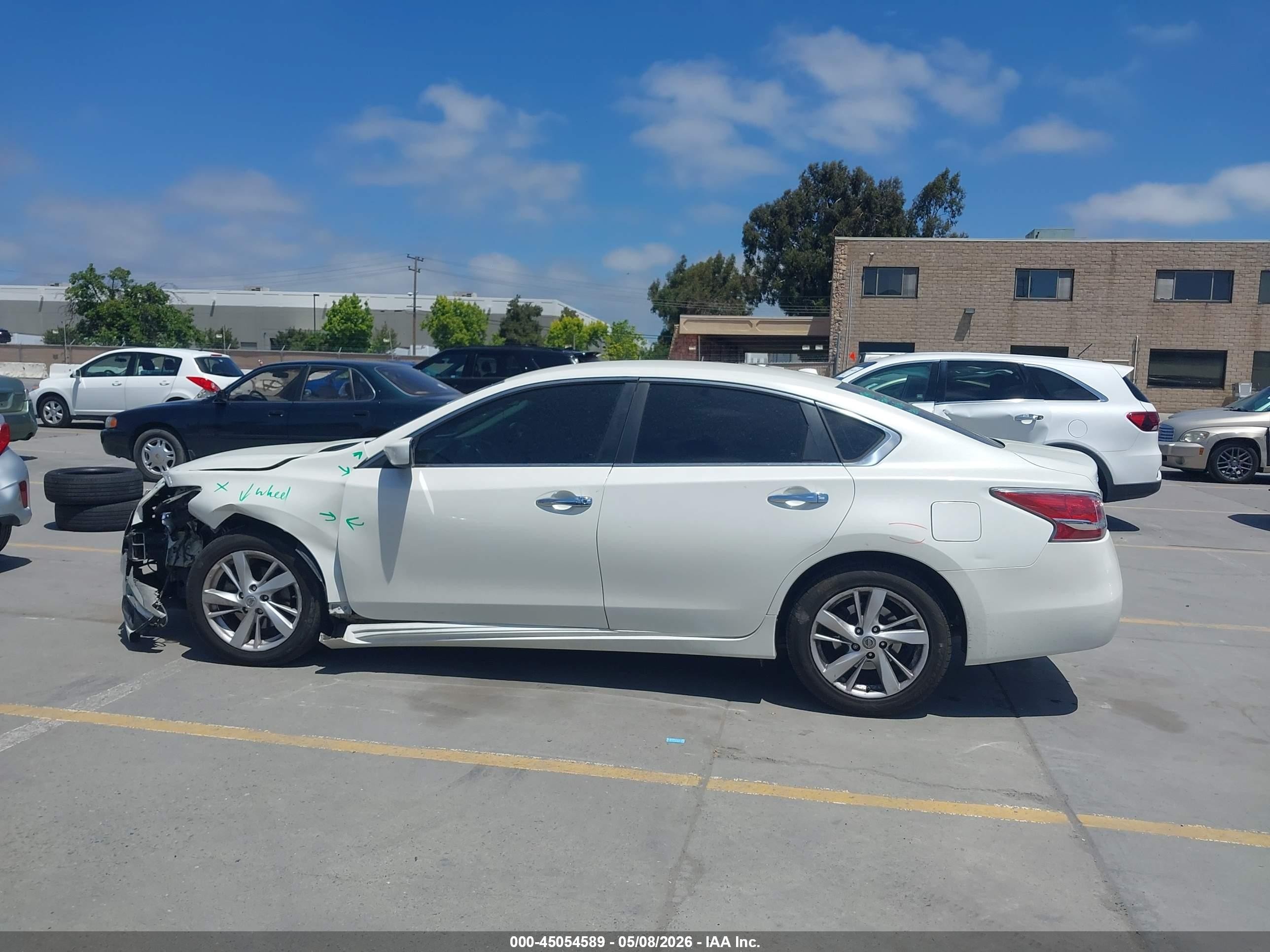 2015 Nissan Altima 2.5 Sv White vin: 1N4AL3AP1FC481009