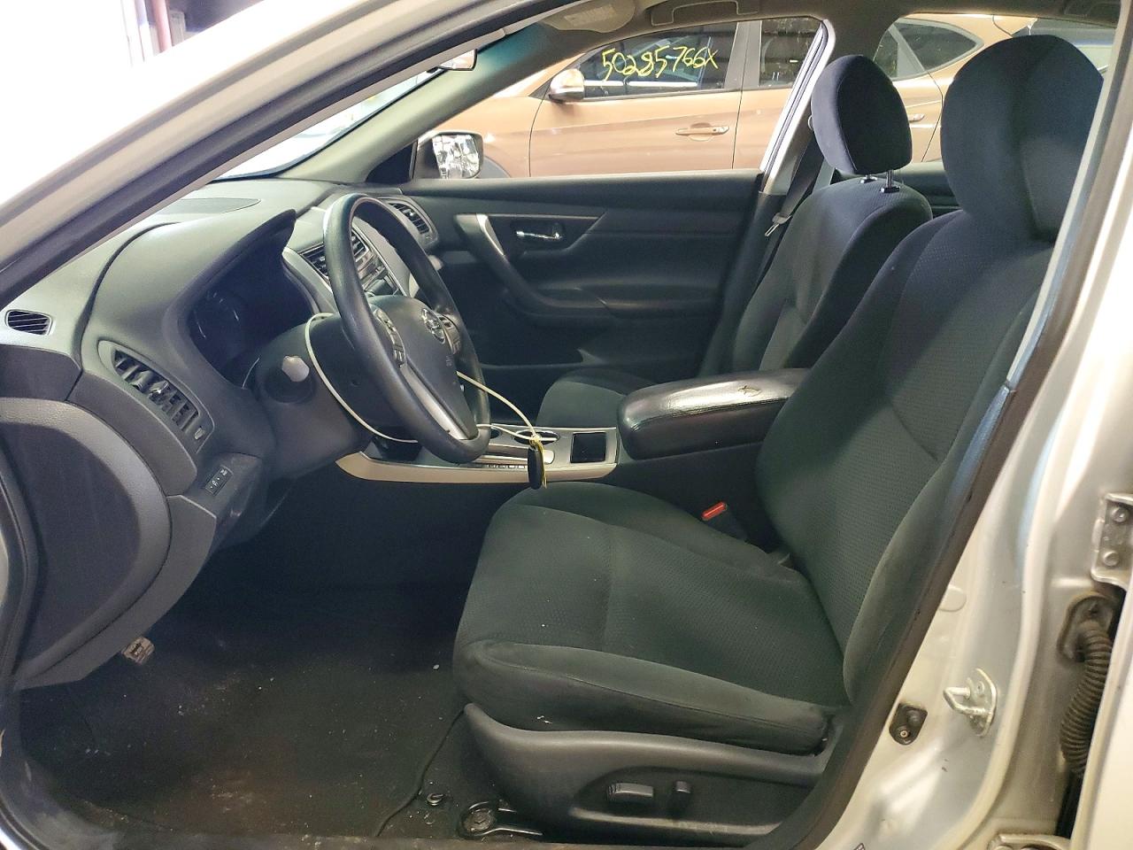 2015 Nissan Altima 2.5 S Silver vin: 1N4AL3AP1FC482225
