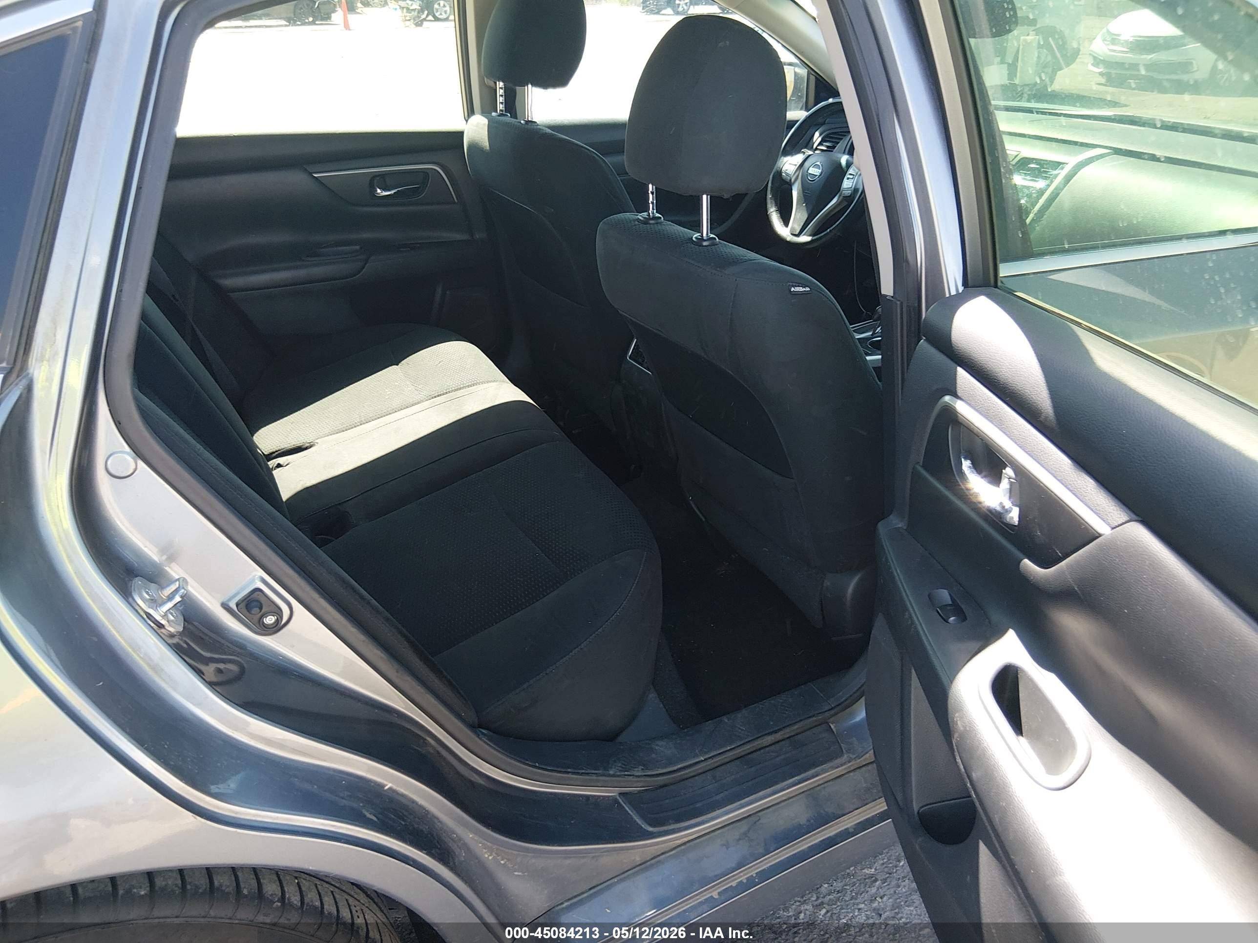 2015 Nissan Altima 2.5 Sv Silver vin: 1N4AL3AP1FC483018