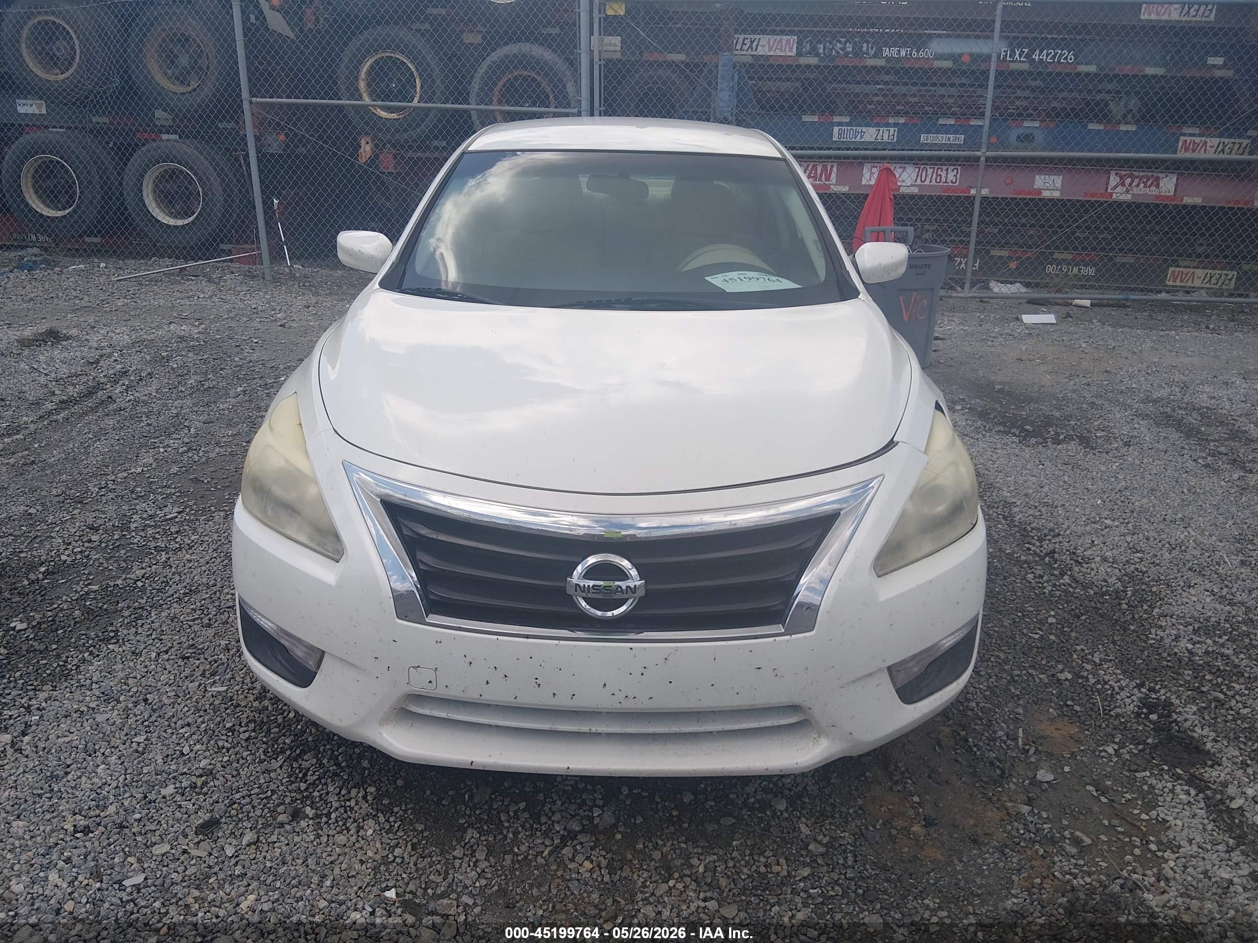2015 Nissan Altima 2.5 S White vin: 1N4AL3AP1FC483164