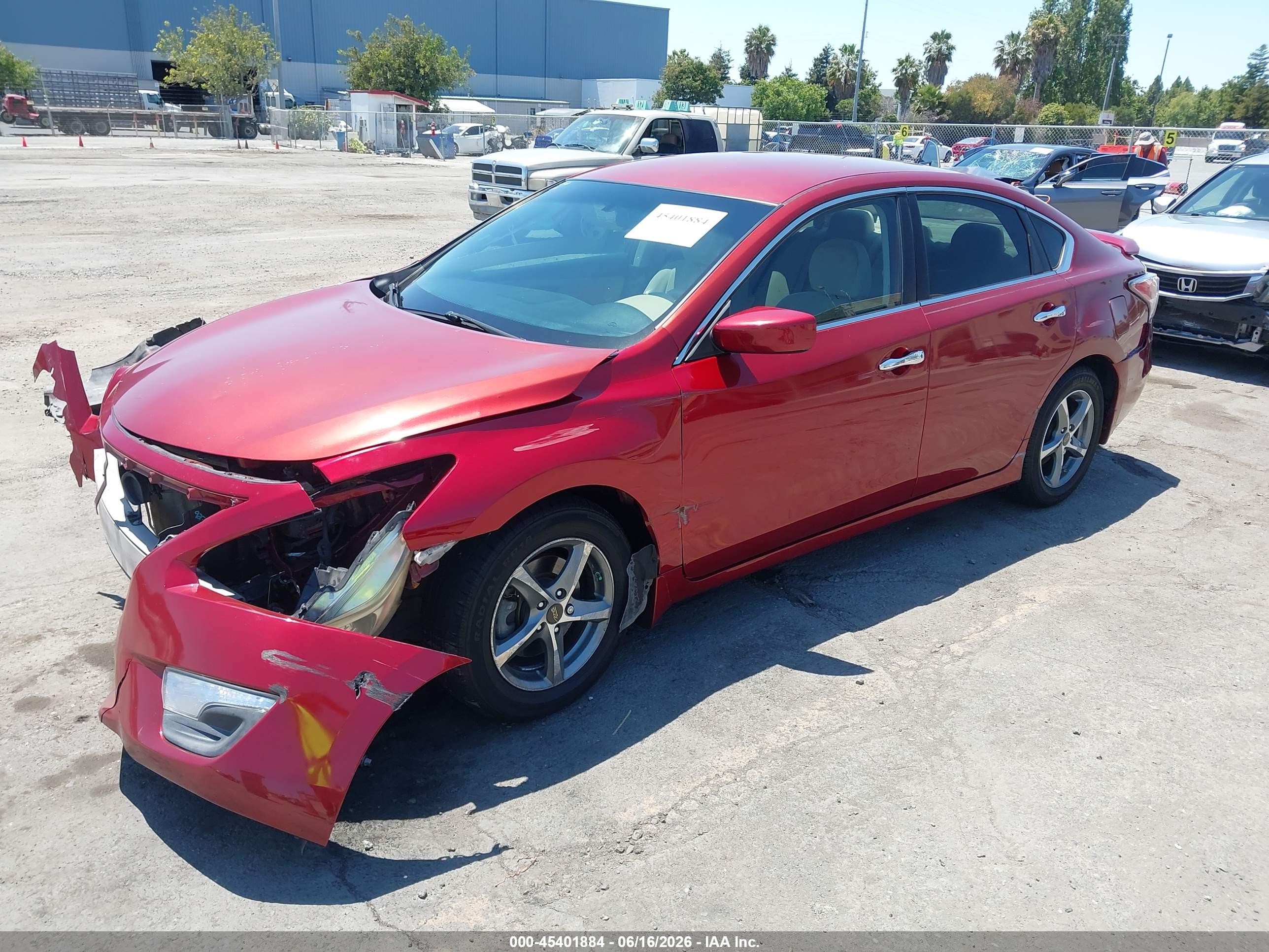 2015 Nissan Altima 2.5 S Красный vin: 1N4AL3AP1FC486002