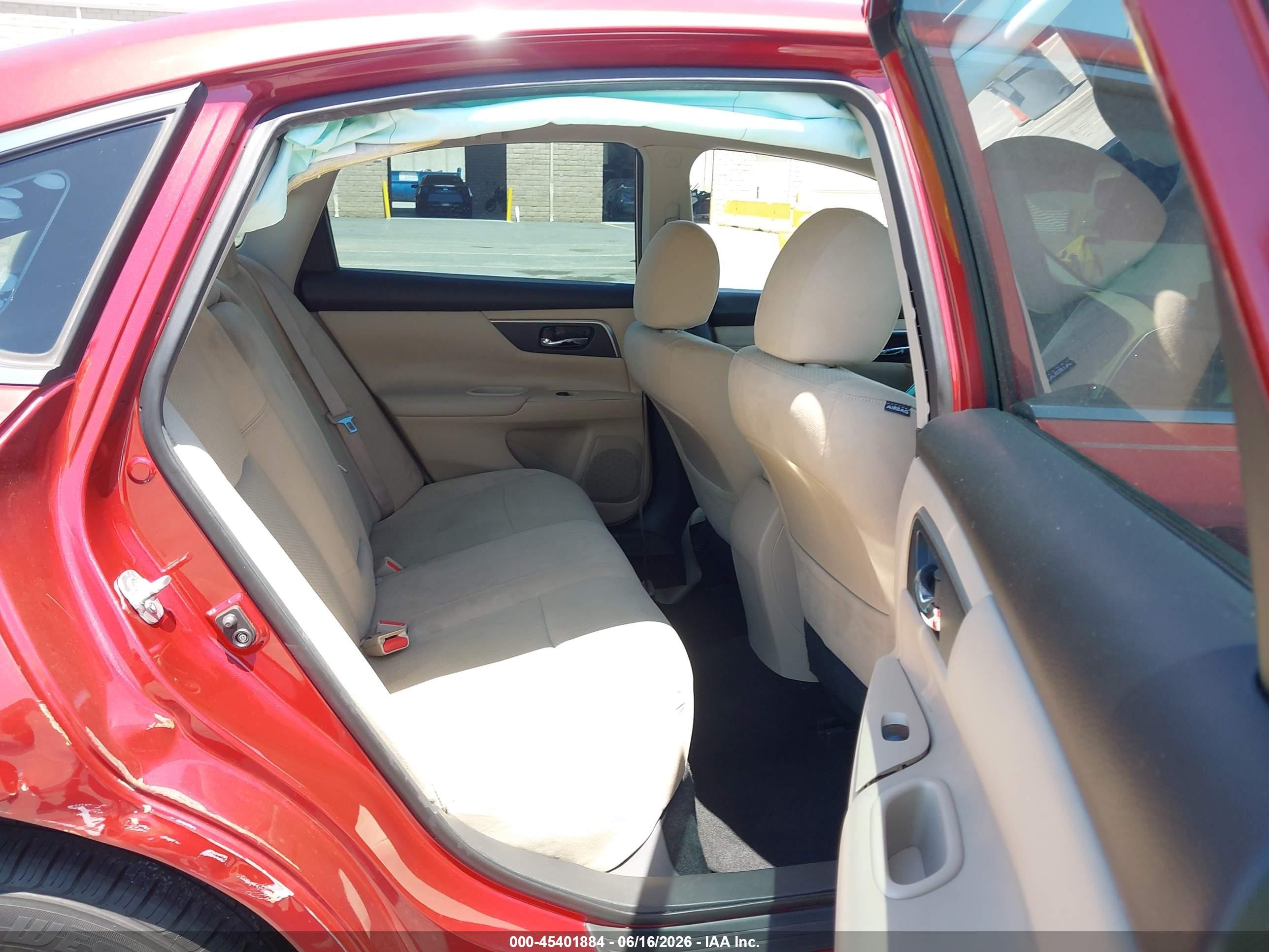 2015 Nissan Altima 2.5 S Красный vin: 1N4AL3AP1FC486002