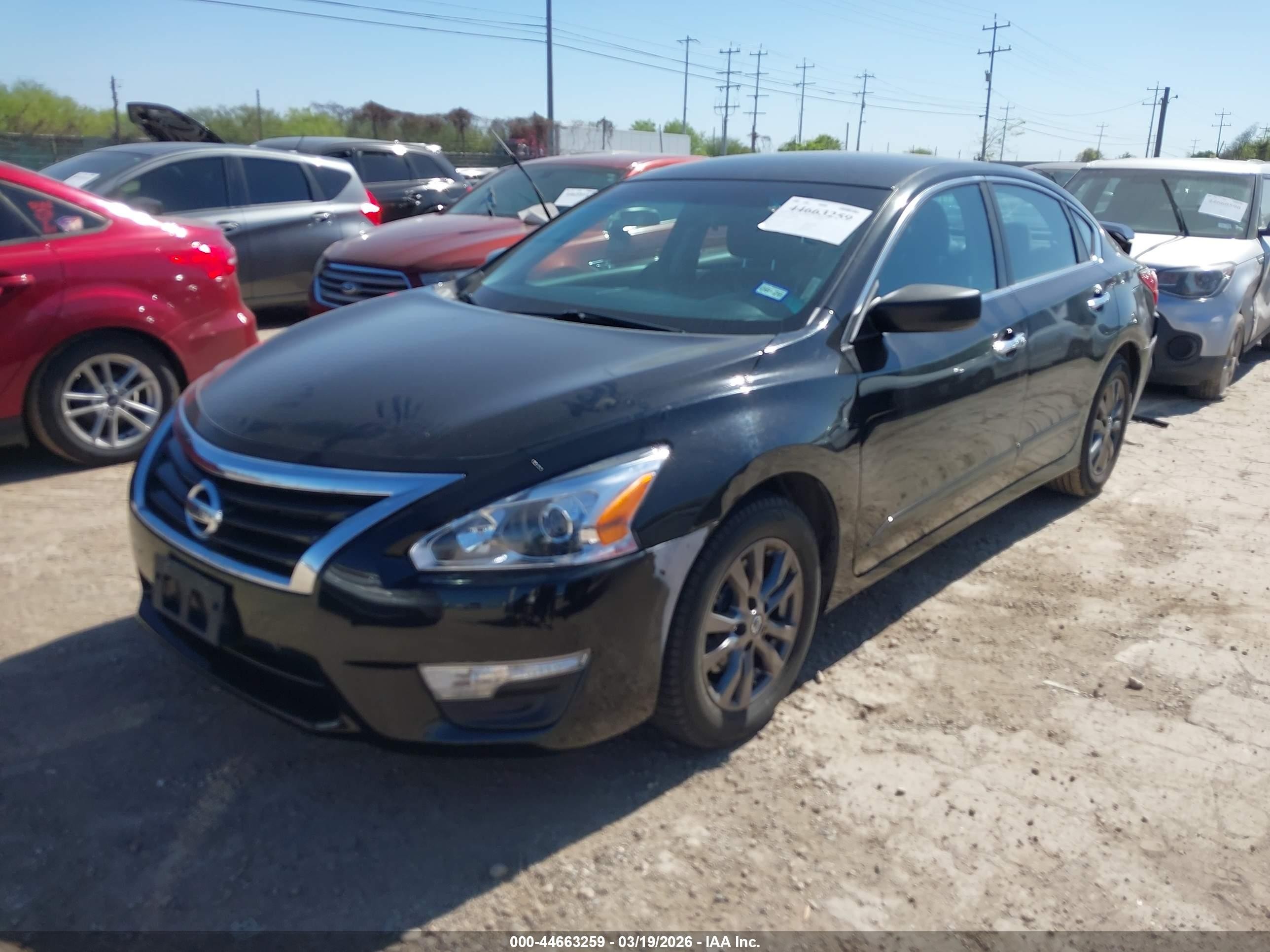 2015 Nissan Altima 2.5 S Черный vin: 1N4AL3AP1FC487733
