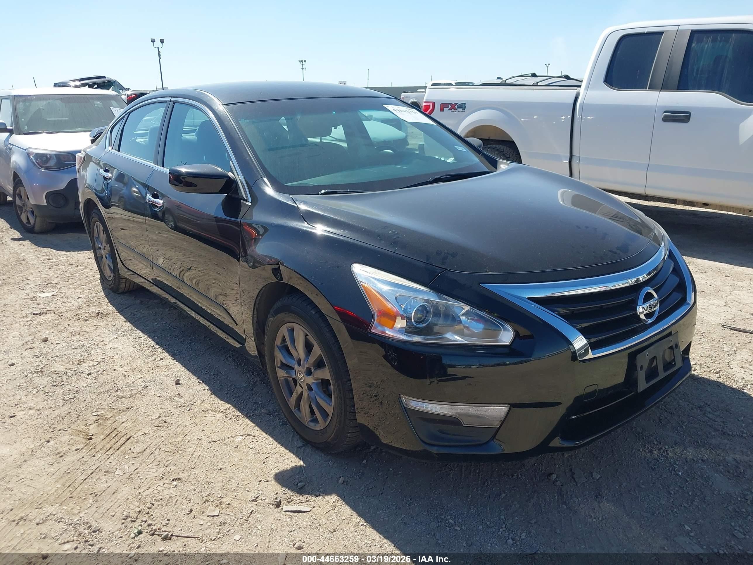 2015 Nissan Altima 2.5 S Черный vin: 1N4AL3AP1FC487733