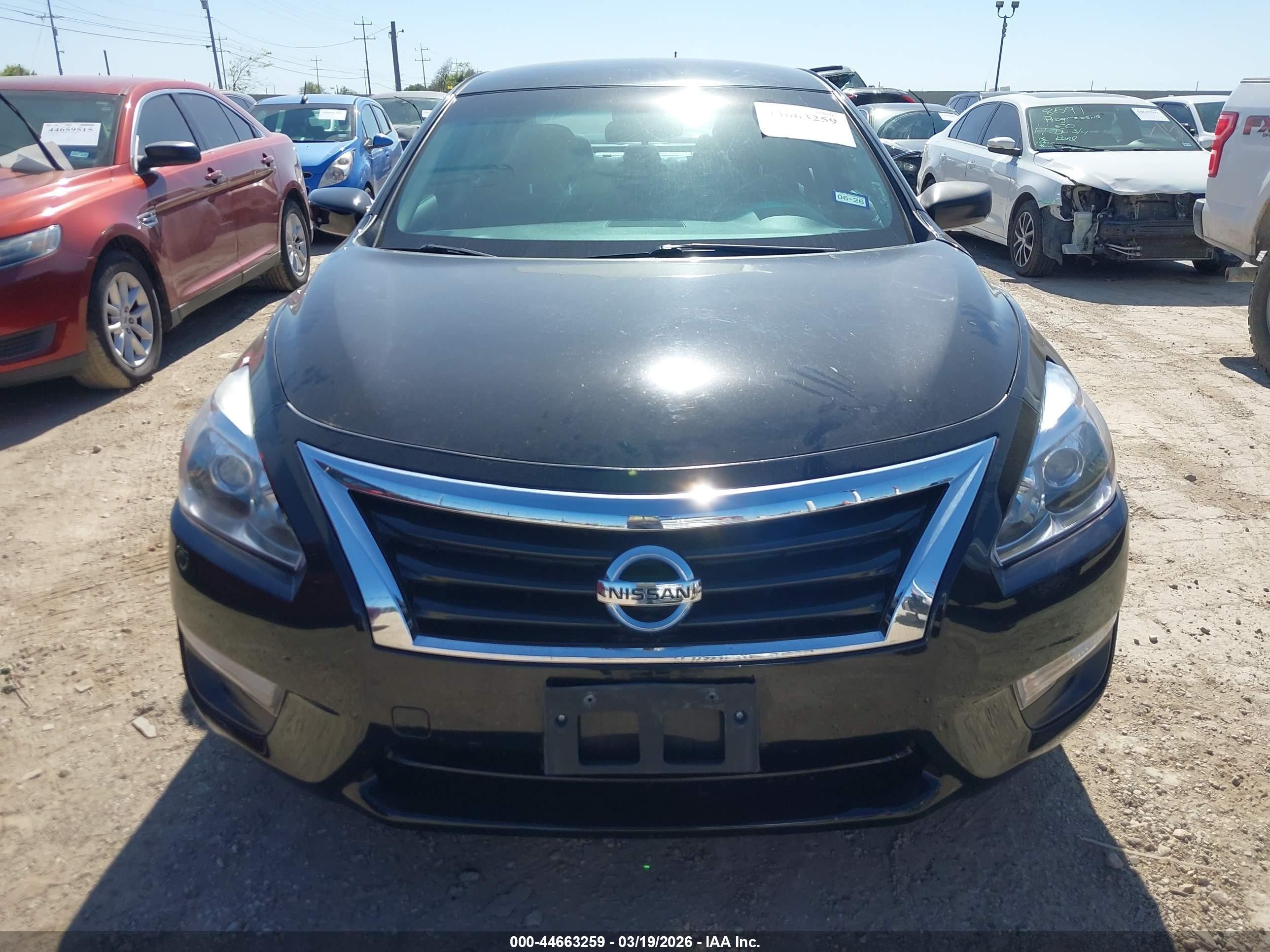 2015 Nissan Altima 2.5 S Черный vin: 1N4AL3AP1FC487733