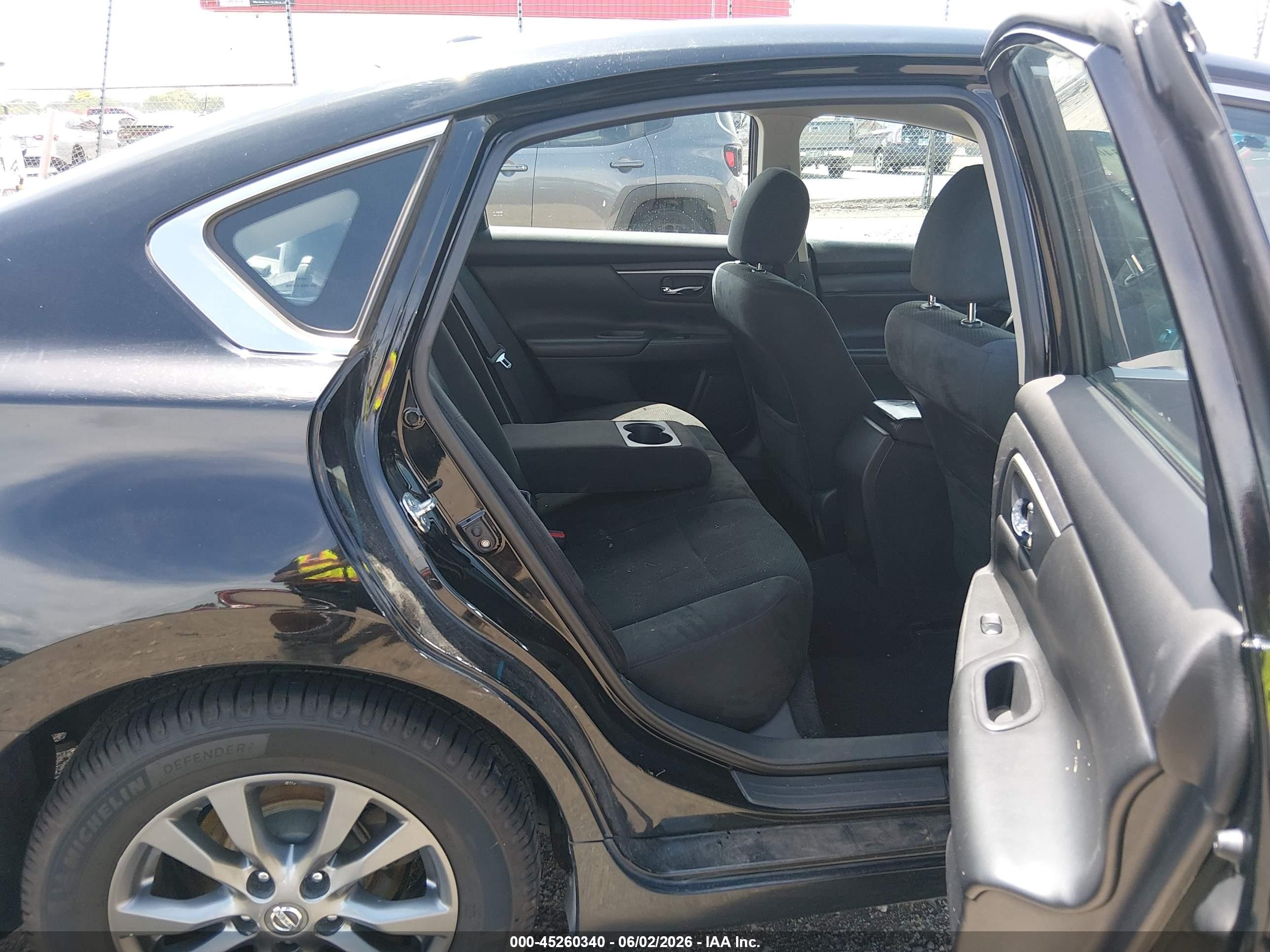 2015 Nissan Altima 2.5 S Black vin: 1N4AL3AP1FC490065