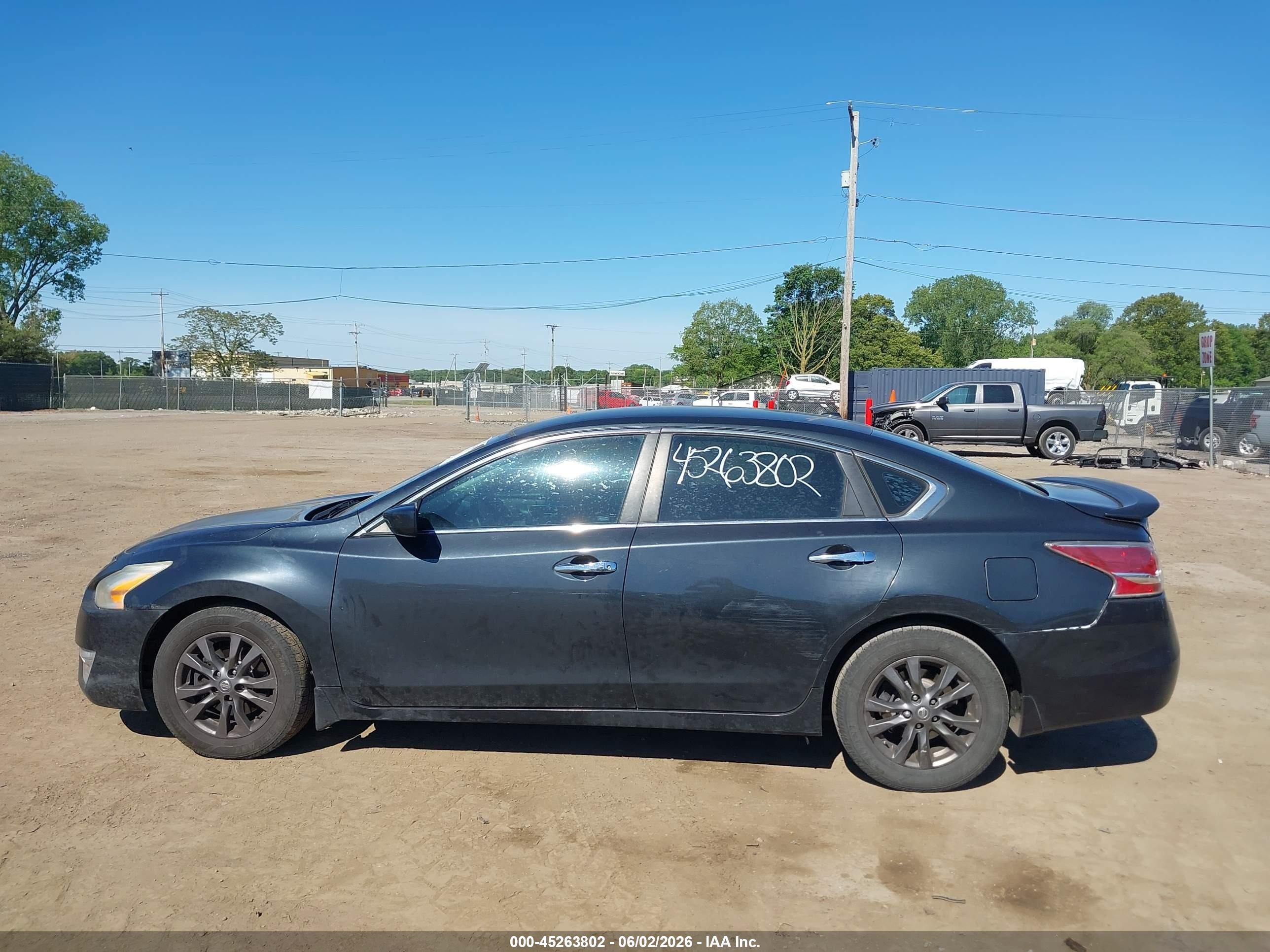 2015 Nissan Altima 2.5 S Black vin: 1N4AL3AP1FC492236