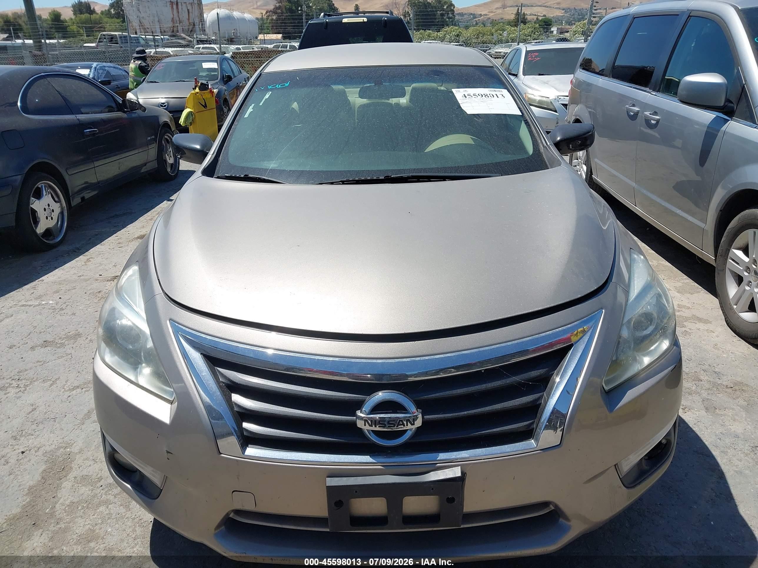 2015 Nissan Altima 2.5 Sv Beige vin: 1N4AL3AP1FC493659