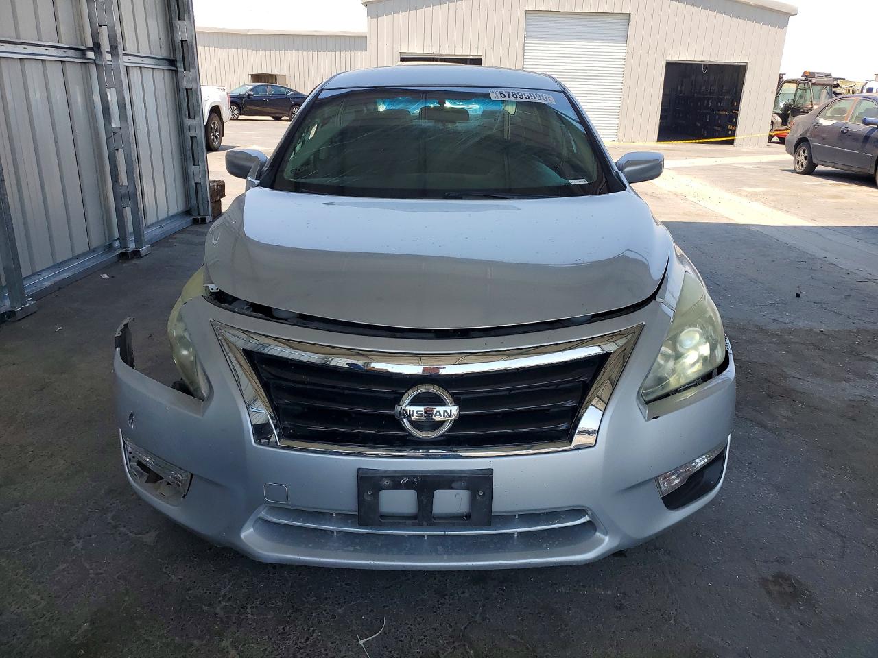 2015 Nissan Altima 2.5 S Silver vin: 1N4AL3AP1FC497582
