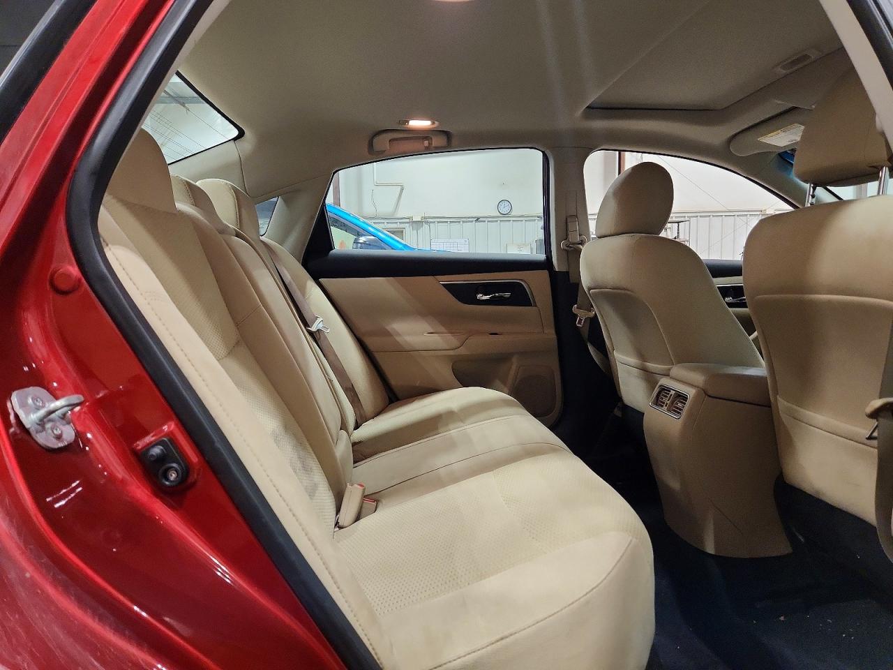 2015 Nissan Altima 2.5 Sv Бордовый vin: 1N4AL3AP1FC567789