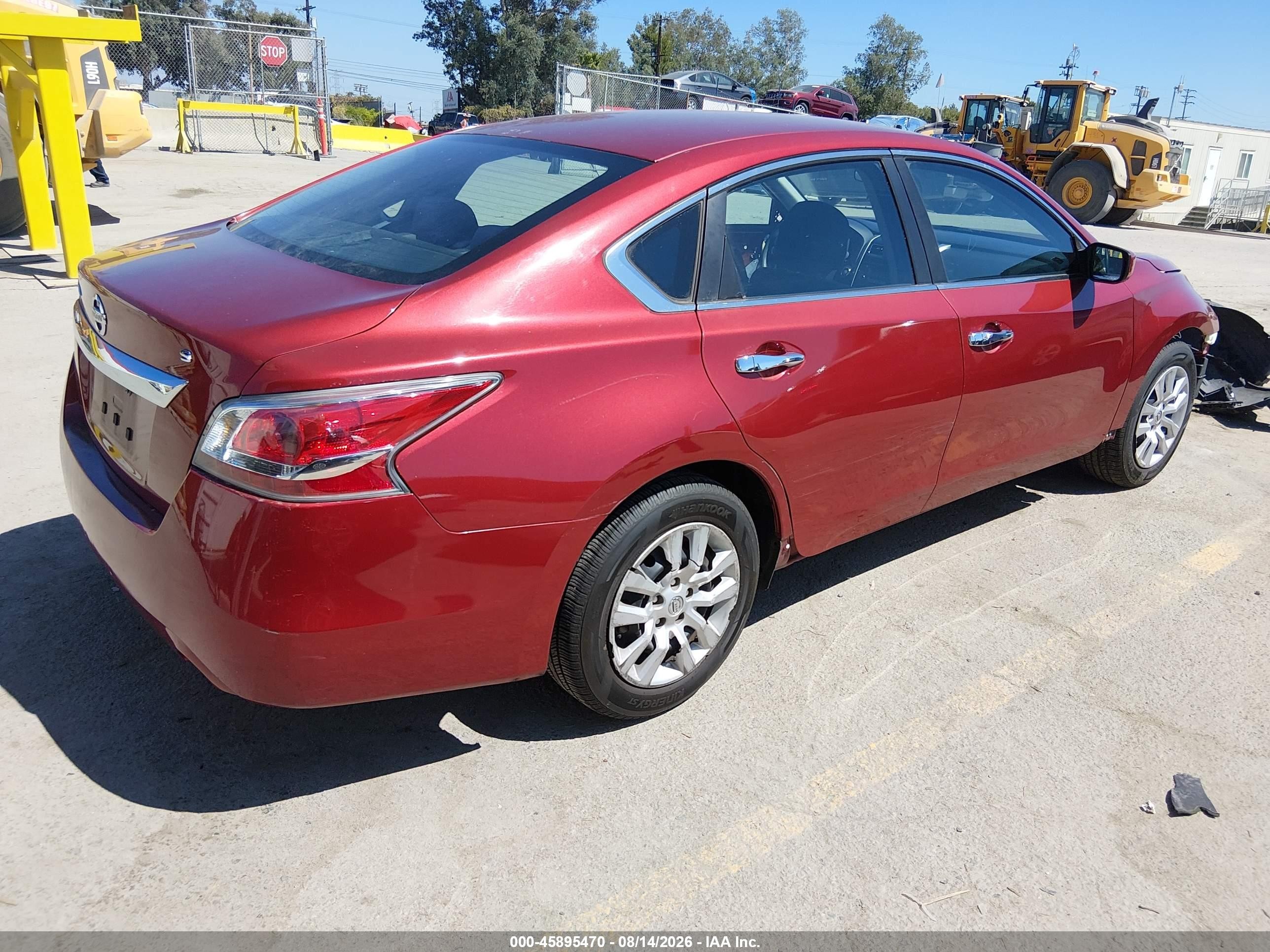 2015 Nissan Altima 2.5 S Red vin: 1N4AL3AP1FC569364