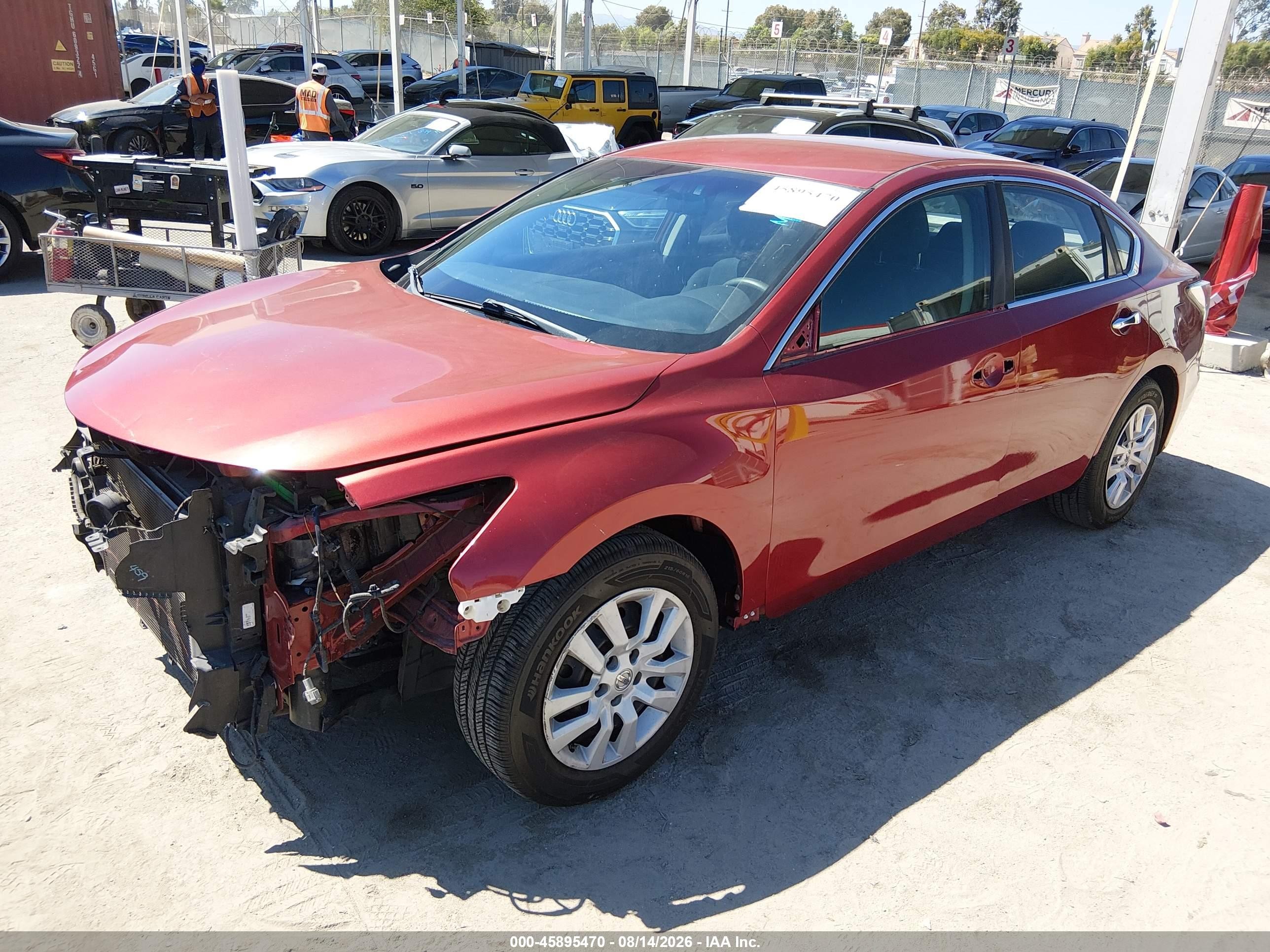 2015 Nissan Altima 2.5 S Red vin: 1N4AL3AP1FC569364