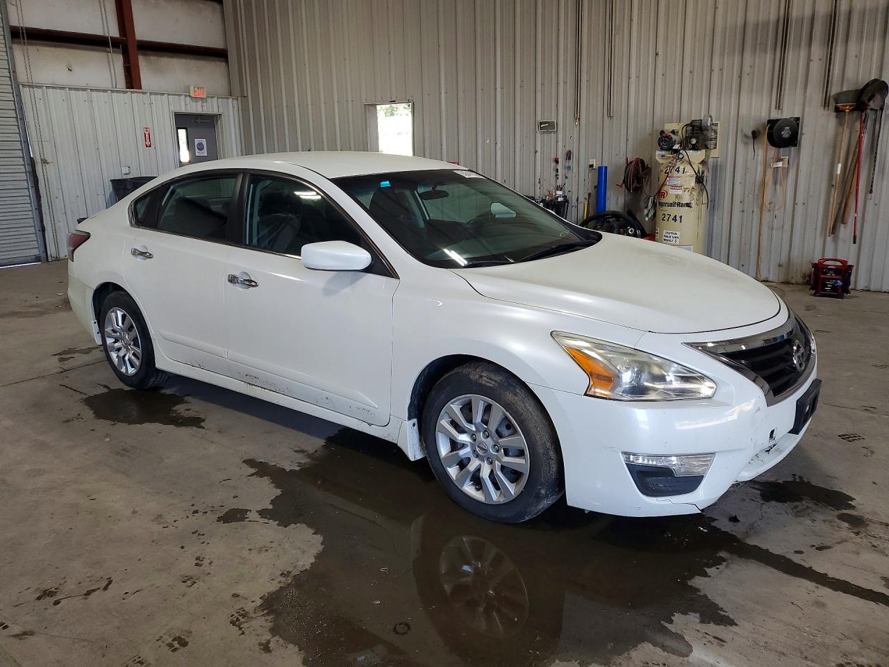 2015 Nissan Altima 2.5 S White vin: 1N4AL3AP1FC583796