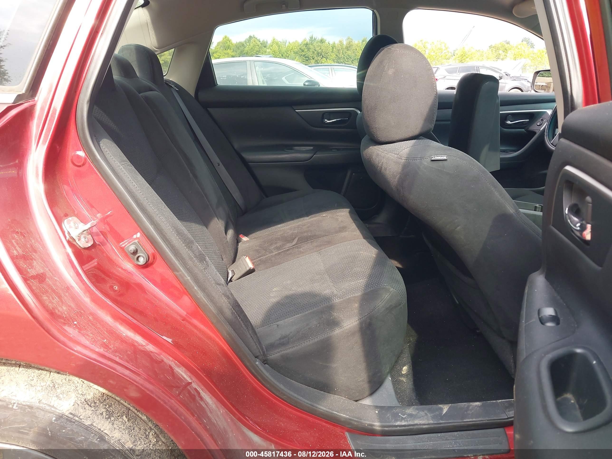 2015 Nissan Altima 2.5 S Red vin: 1N4AL3AP1FC595365