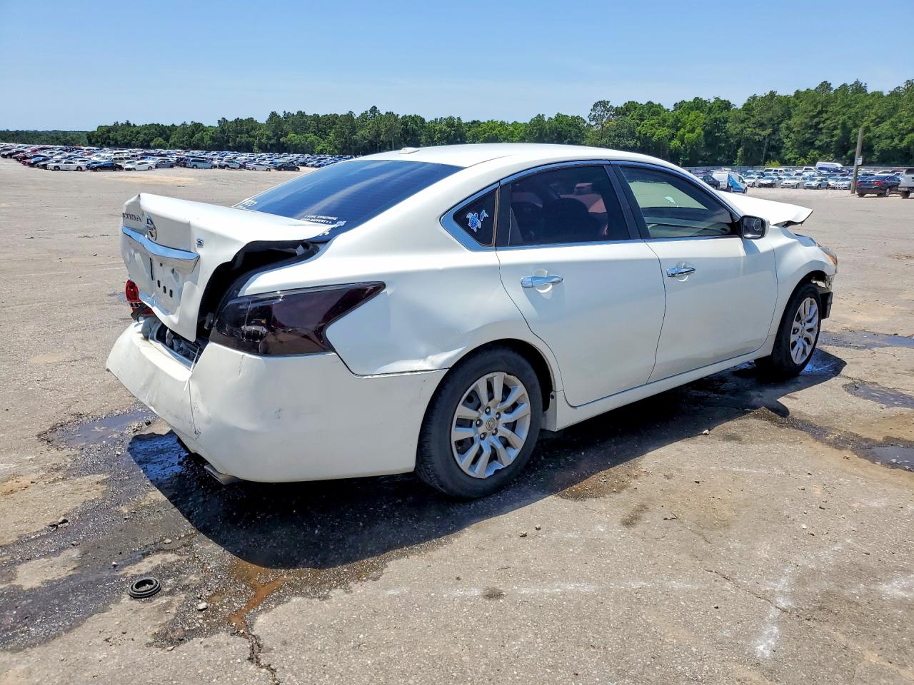 2015 Nissan Altima 2.5 S White vin: 1N4AL3AP1FN335326