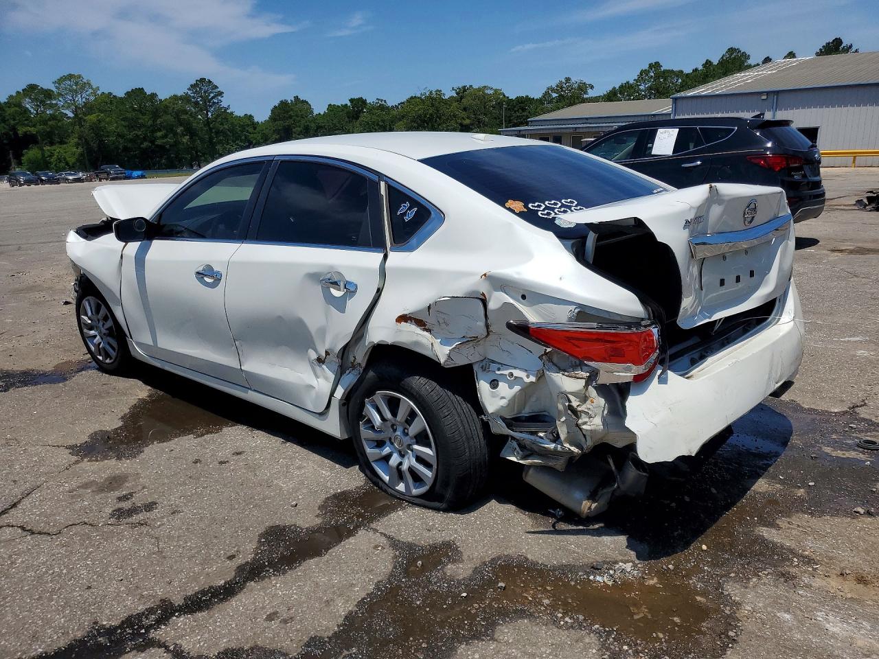 2015 Nissan Altima 2.5 S White vin: 1N4AL3AP1FN335326