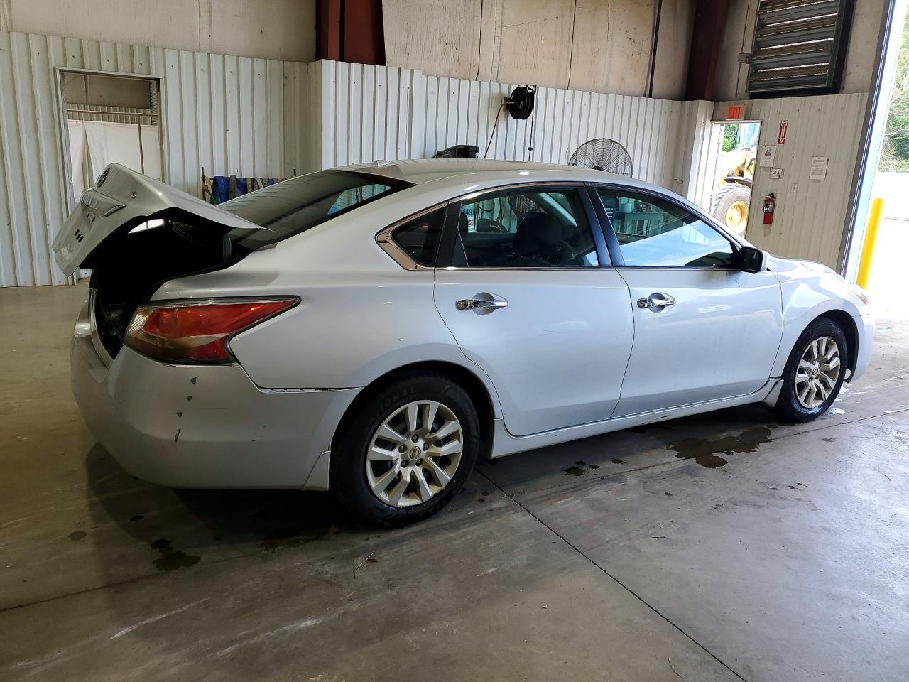 2015 Nissan Altima 2.5 S Silver vin: 1N4AL3AP1FN338291