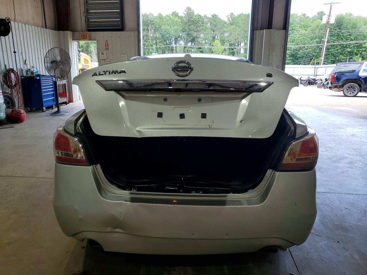2015 Nissan Altima 2.5 S Silver vin: 1N4AL3AP1FN338291