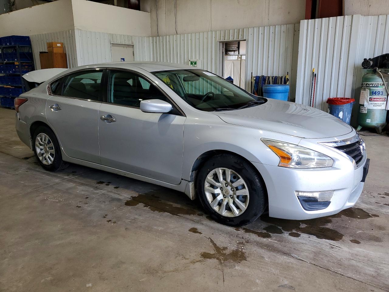 2015 Nissan Altima 2.5 S Silver vin: 1N4AL3AP1FN338291