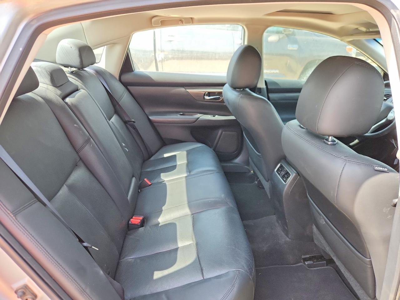2015 Nissan Altima 2.5 Sl Silver vin: 1N4AL3AP1FN396238