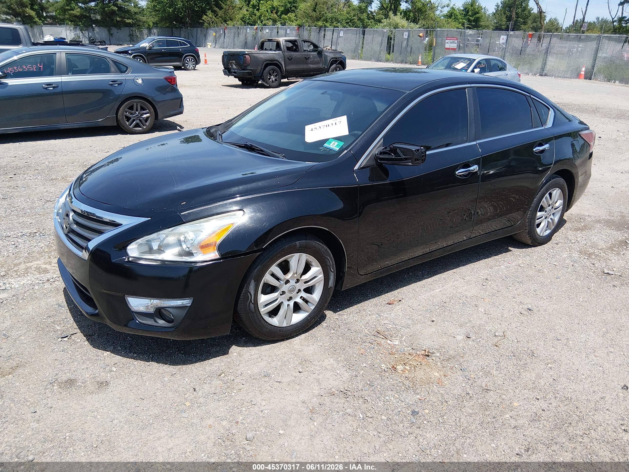 2015 Nissan Altima 2.5 S Черный vin: 1N4AL3AP1FN401356