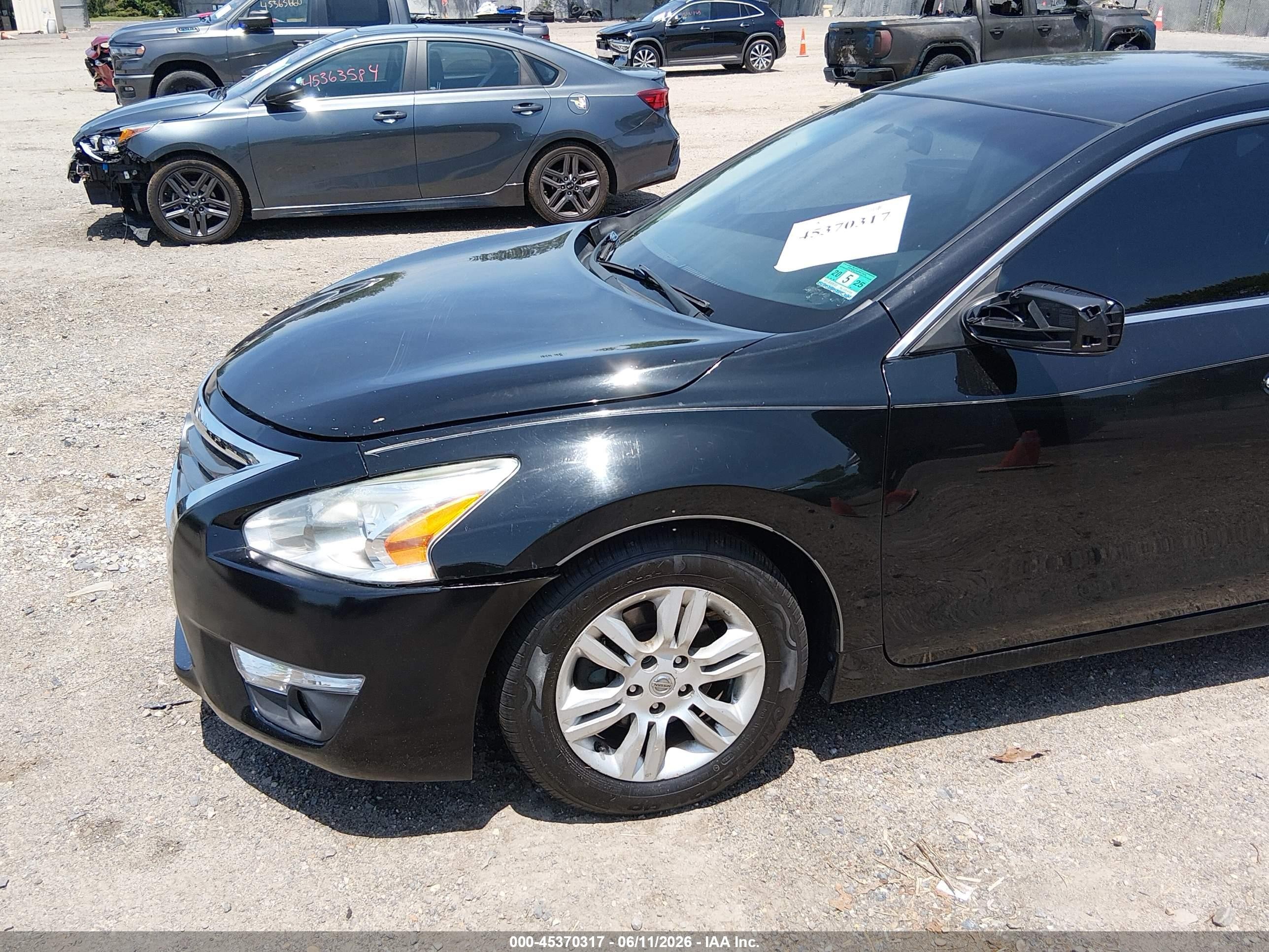 2015 Nissan Altima 2.5 S Черный vin: 1N4AL3AP1FN401356