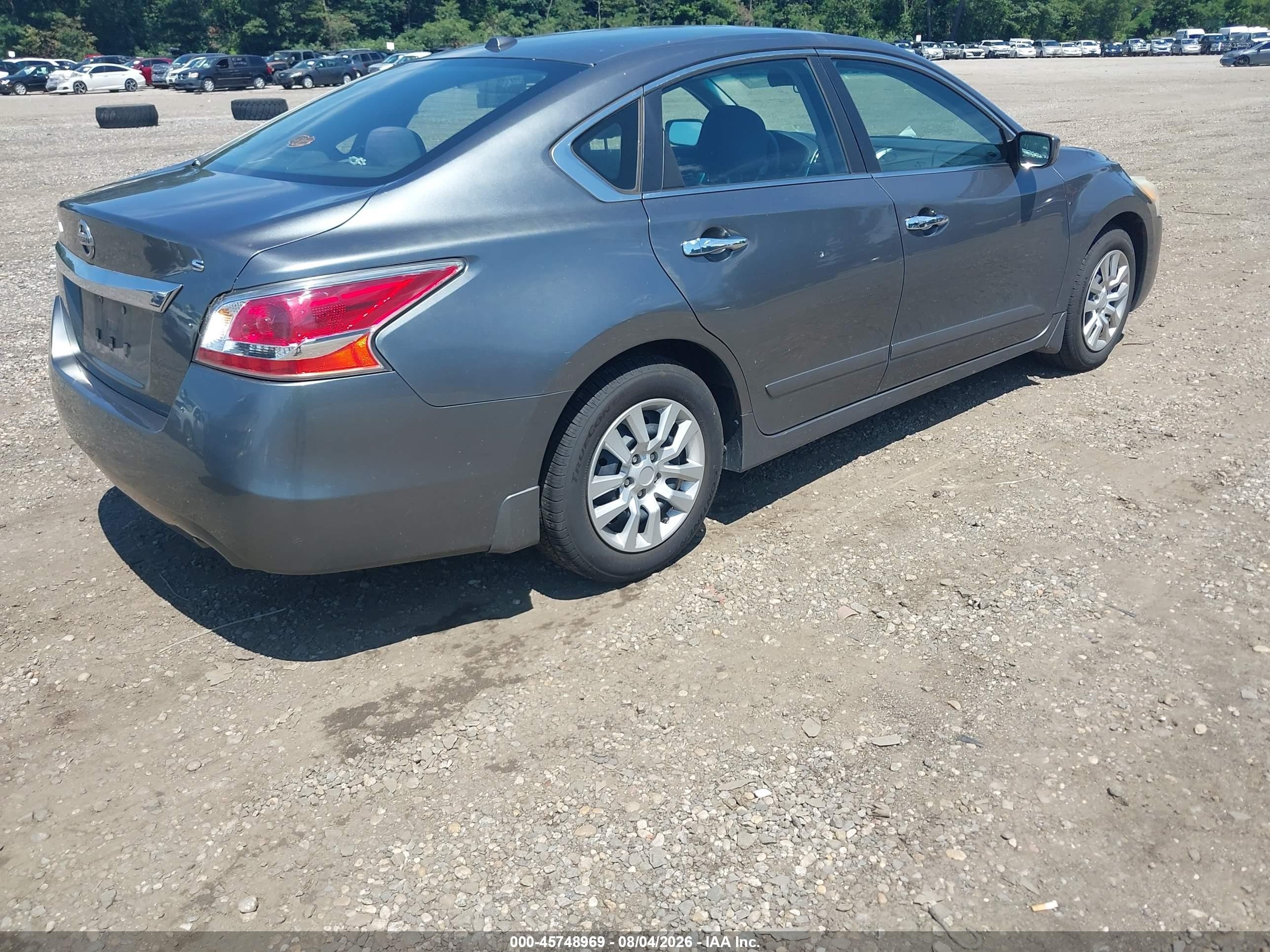 2015 Nissan Altima 2.5 S Gray vin: 1N4AL3AP1FN402233