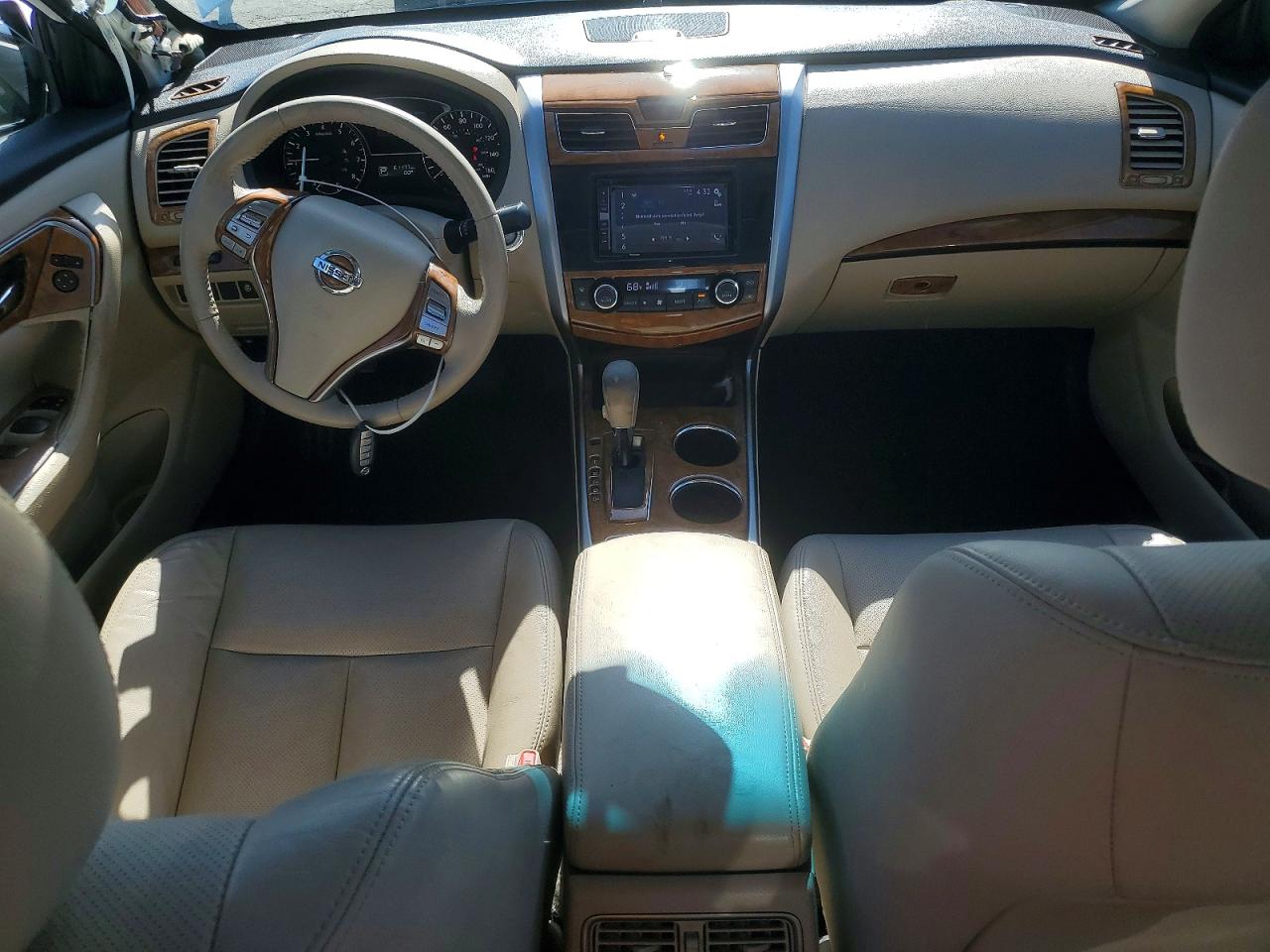 2015 Nissan Altima White vin: 1N4AL3AP1FN403348