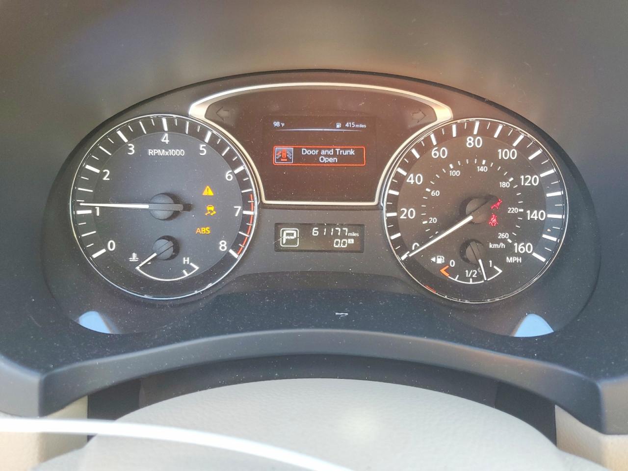 2015 Nissan Altima White vin: 1N4AL3AP1FN403348